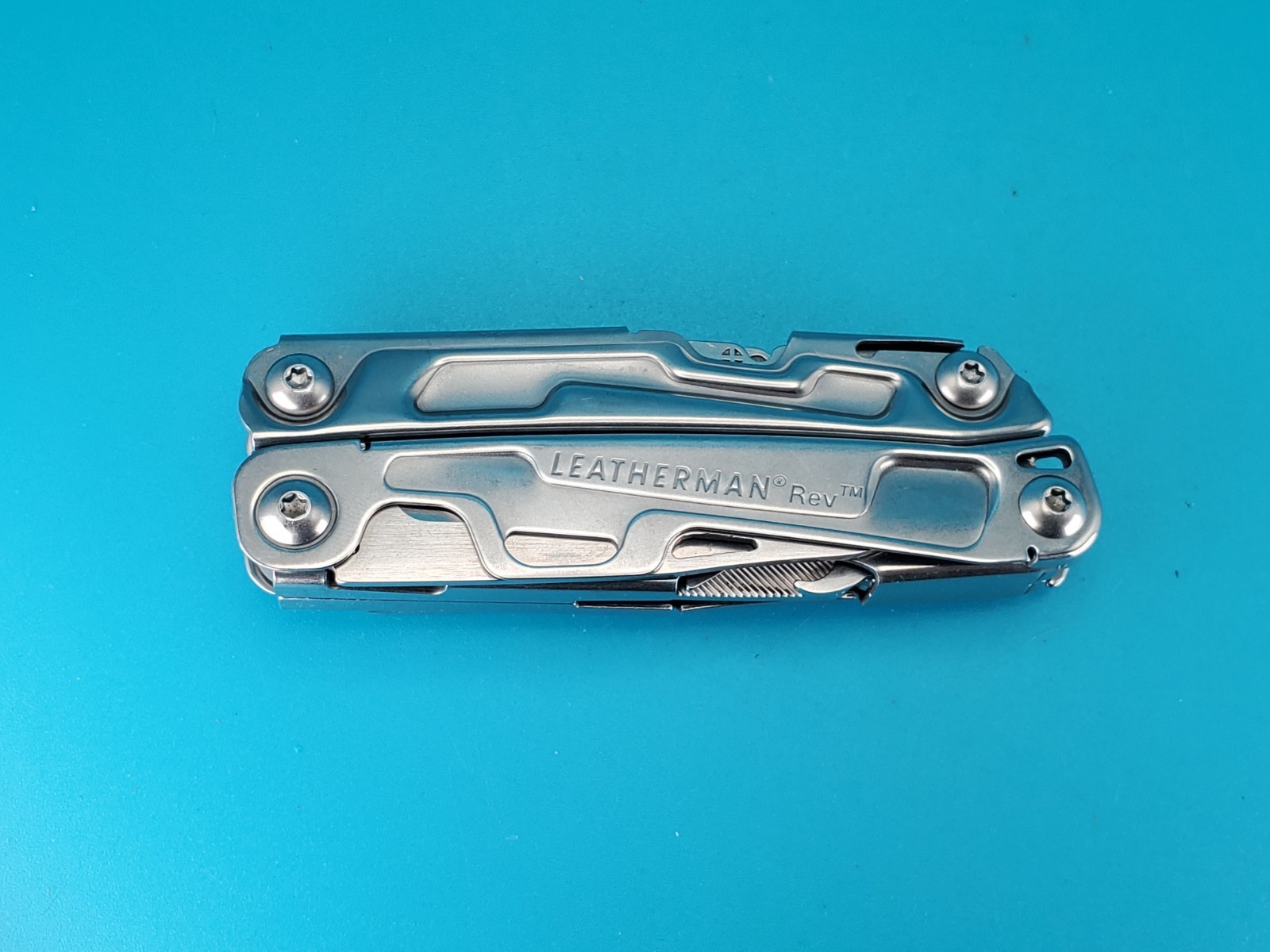 Leatherman Rev 3.8″ Multi-Tool, Stainless! USAA