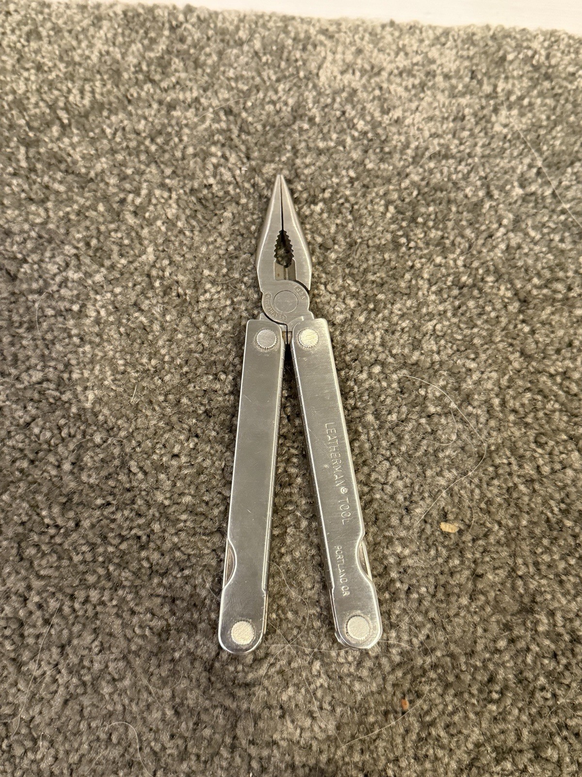 Cabelas Letherman Multi Tool Silver Made In USA Good Condition