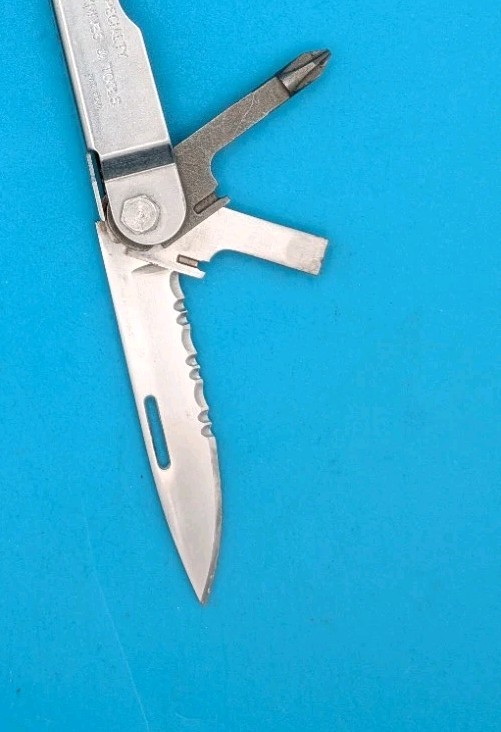 SOG Specialty Knives & Tools Multi Tool Lynnwood WA USA
