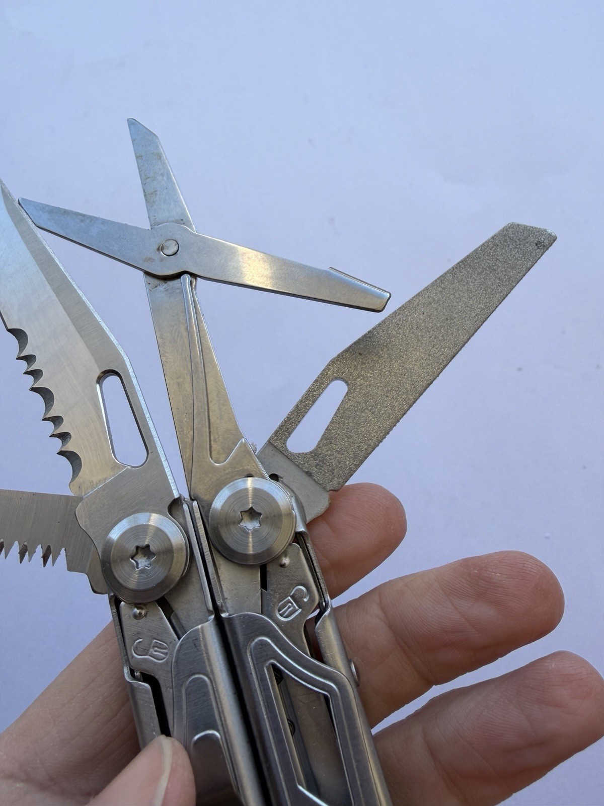 ROCKTOL MULTITOOL 22-IN-1 W/SHEATH & FIRE STARTER/WHISTLE & MORE, EXCELLENT