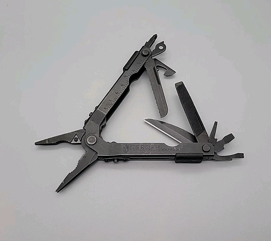 Gerber Multiplier MP600 Multi-Tool – Black – Needle Nose Carbide Cutter Pliers