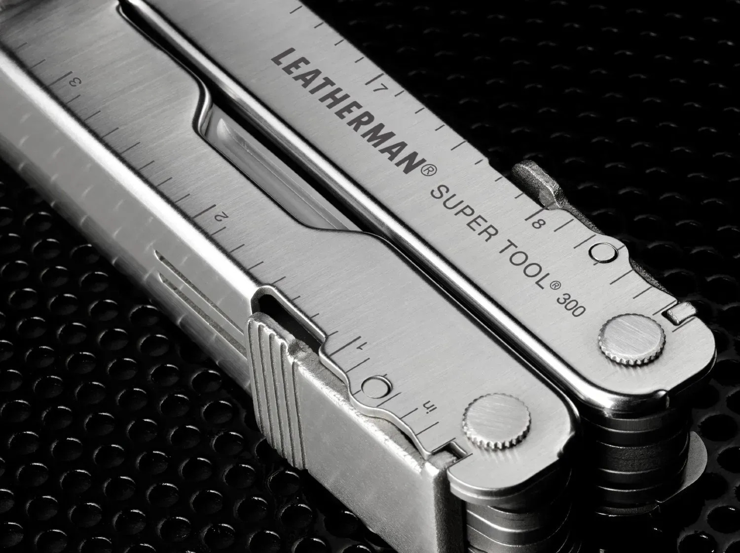 NEW LEATHERMAN Multi Tool SUPER TOOL 300 Japan Official Product 25-Year Warranty