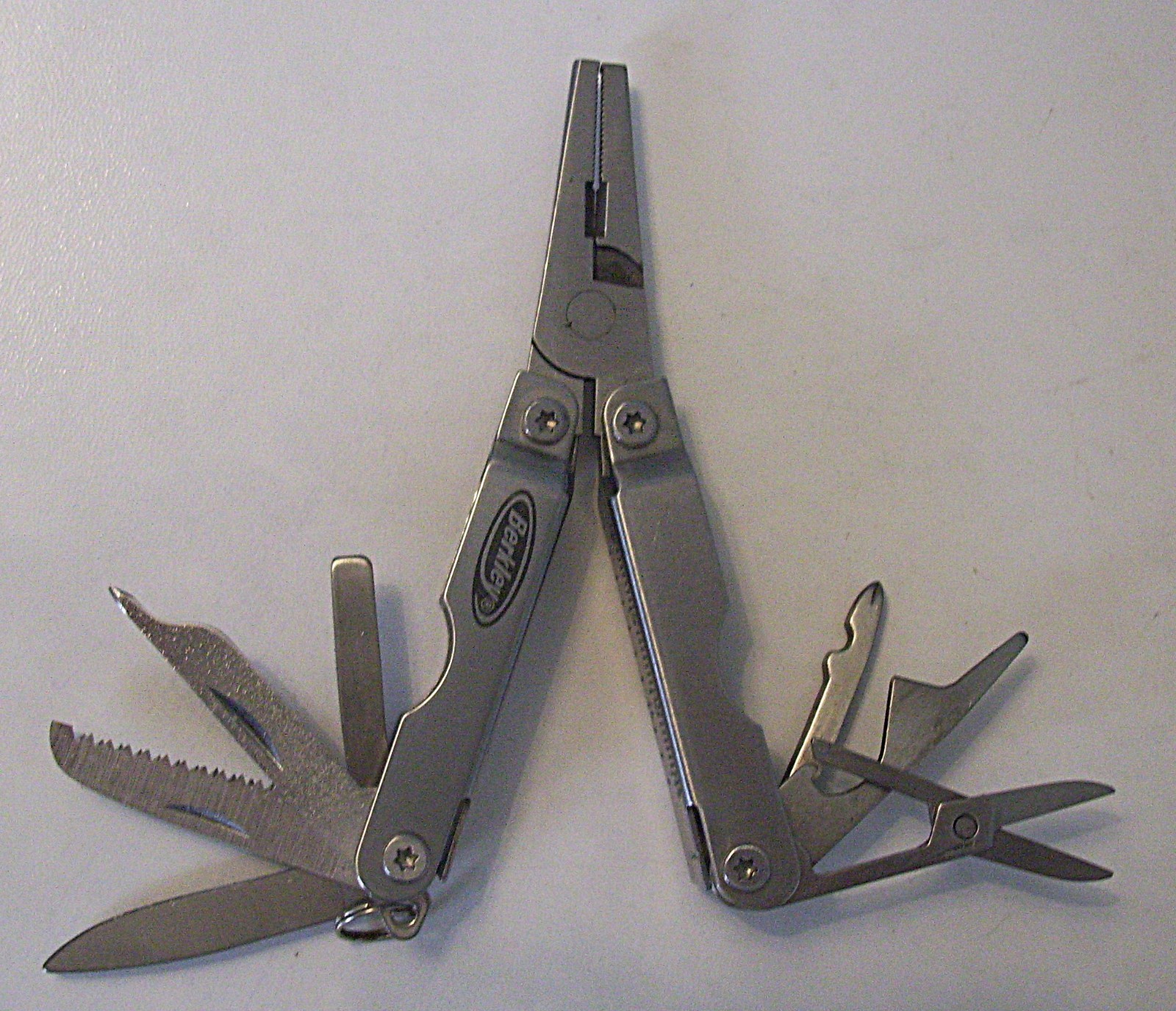Berkley Vintage Fishing Camping Multi Tool 10 Functions Pocket Box or Key Ring