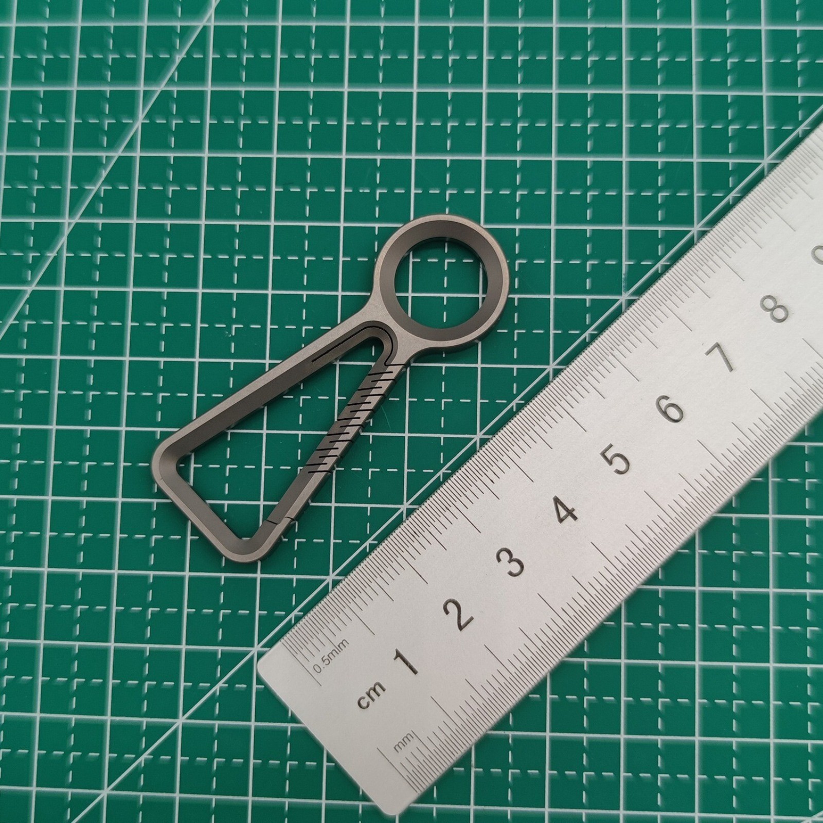 New Rihe Design Pioneer-EDC TC4 Titanium Alloy Keychain KOU002