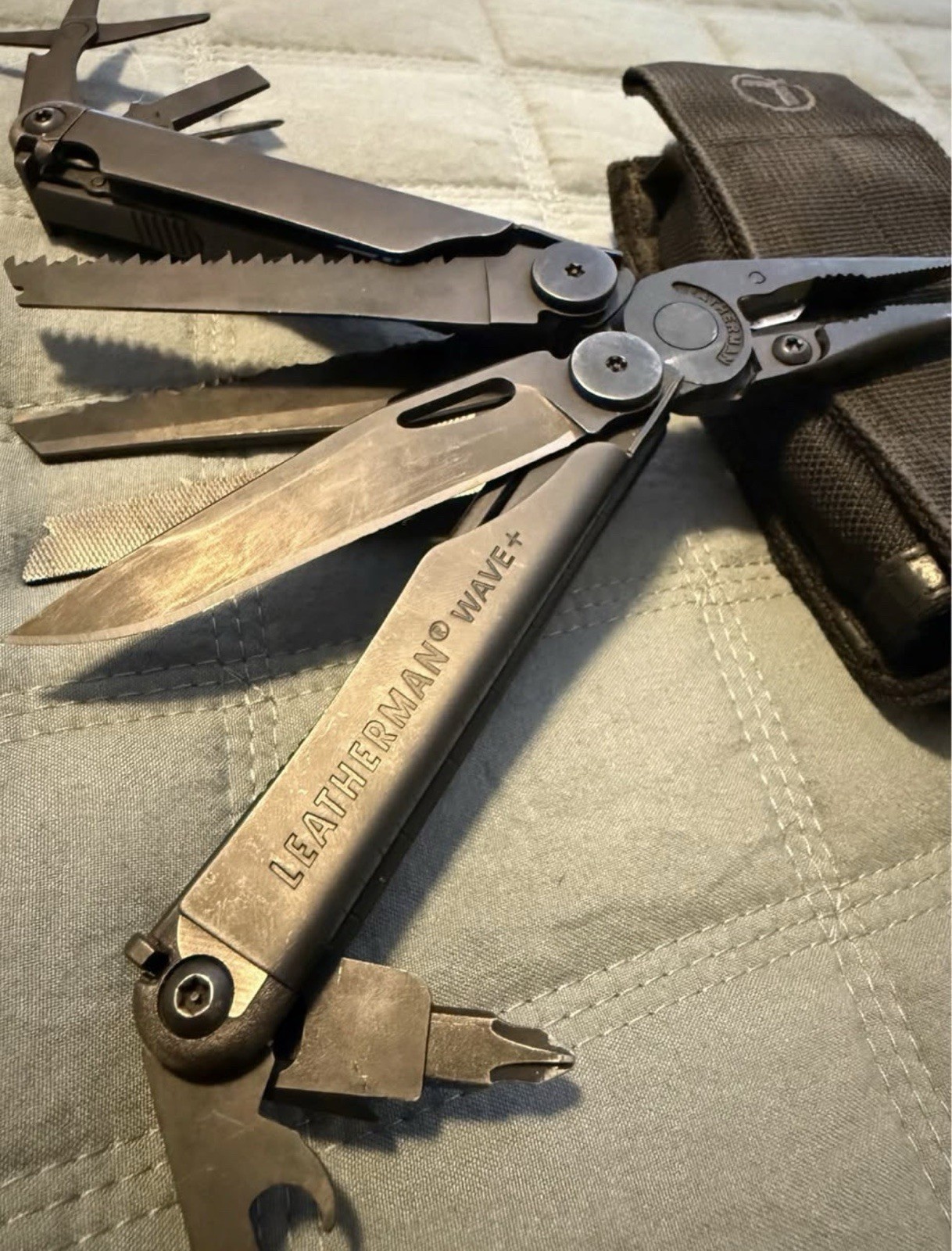 Leatherman Wave Plus 18-in-1 Multi-Tool Black Oxide