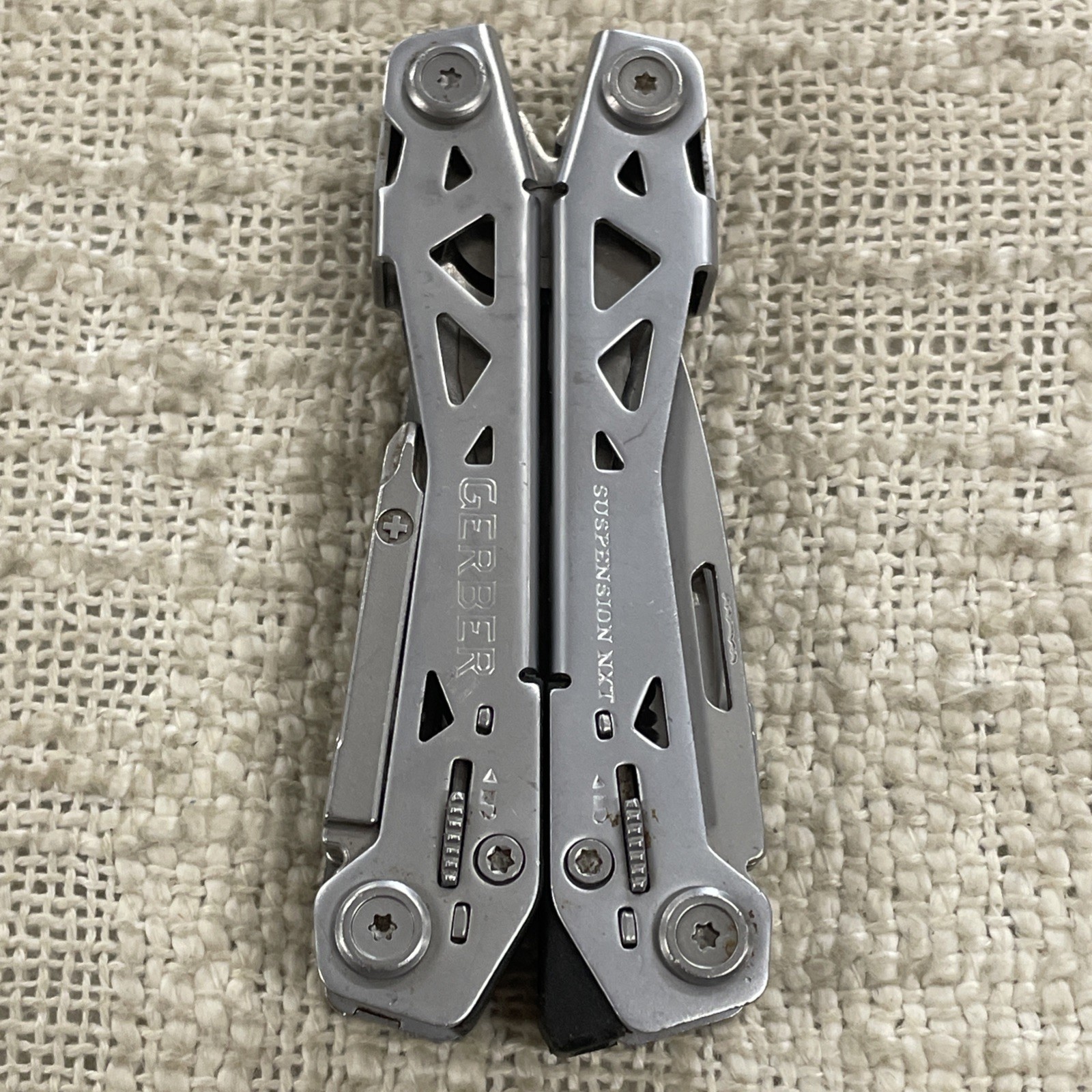 Gerber Suspension-NXT Silver Toned Multi-Tool & Case
