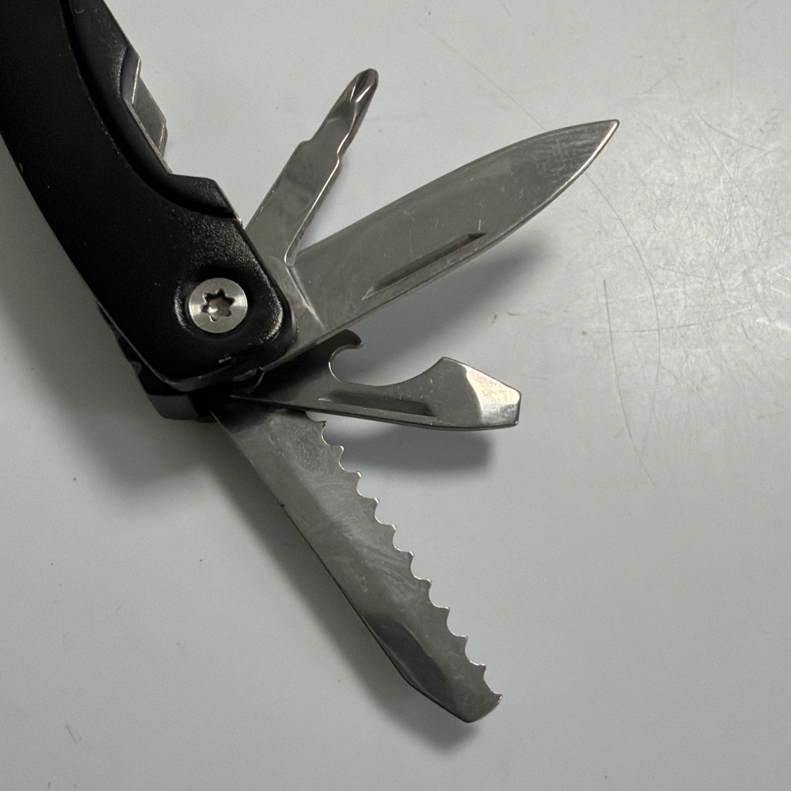 Delta Tech Ops Multi Tool 9 Tools Rare Aviation Promotional Flight