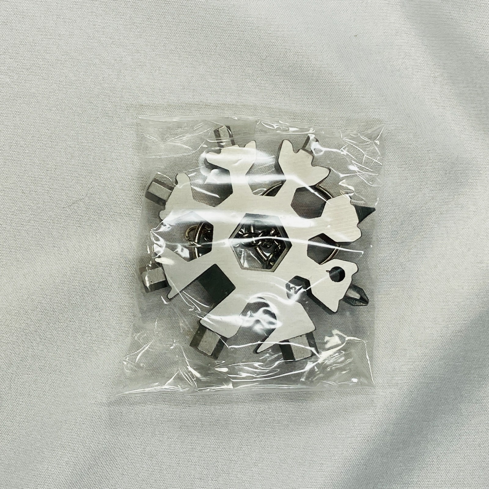 Portable 18 in1 EDC Gear Wrench Snowflake Multi Tool Travel Screwdriver KeyChain