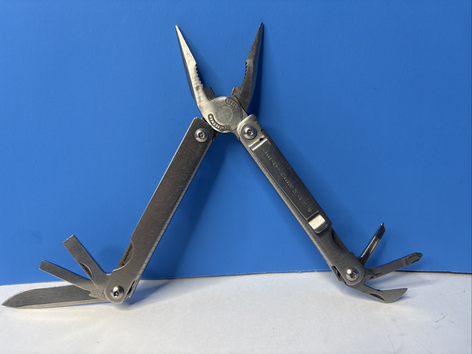 Leatherman SIDECLIP Bass Pro Shops Edition Multi-Tool PATS PEND PORTLAND OR