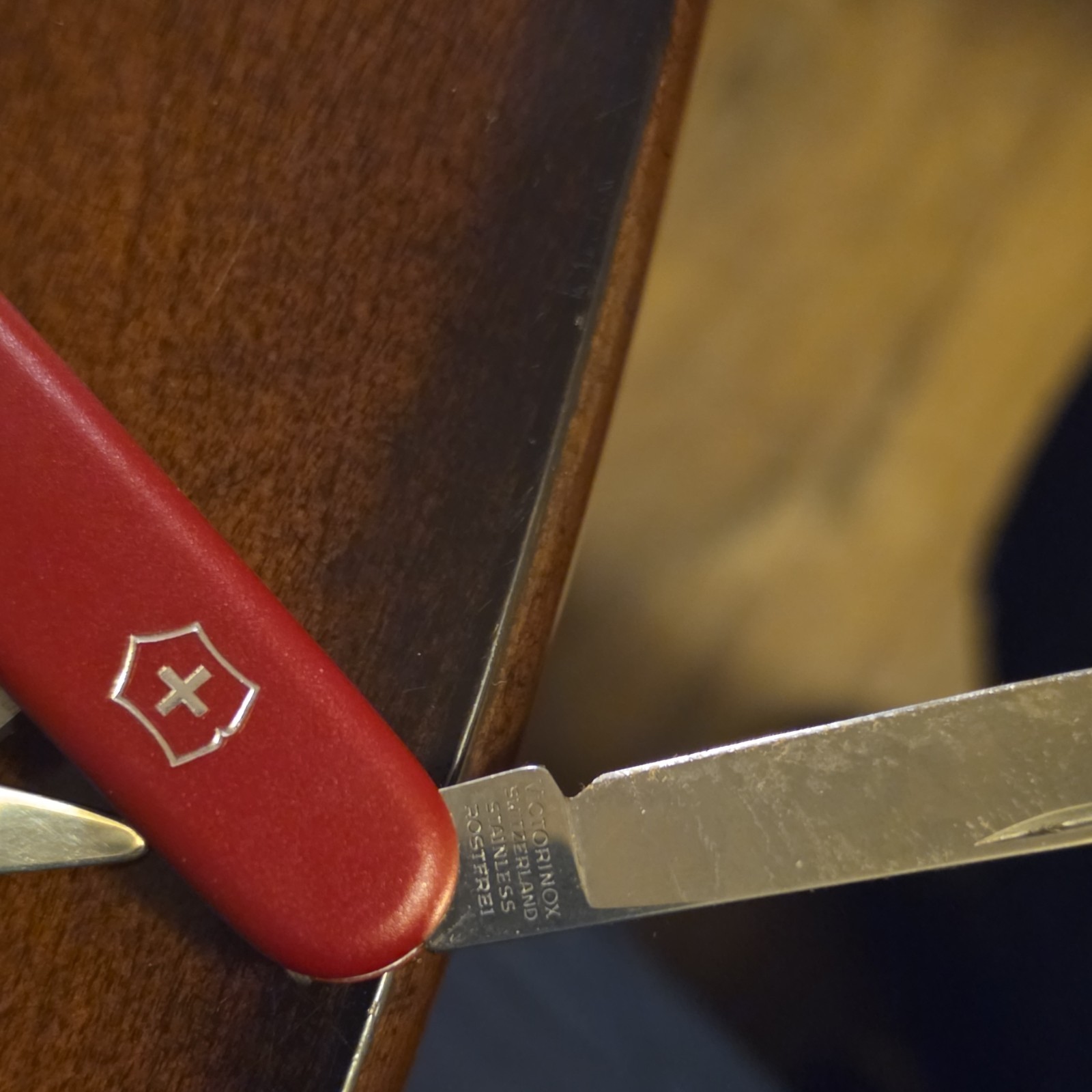 Victorinox Classic SD Red 7-Tool Swiss Army Multi-Tool Keyring Scissors