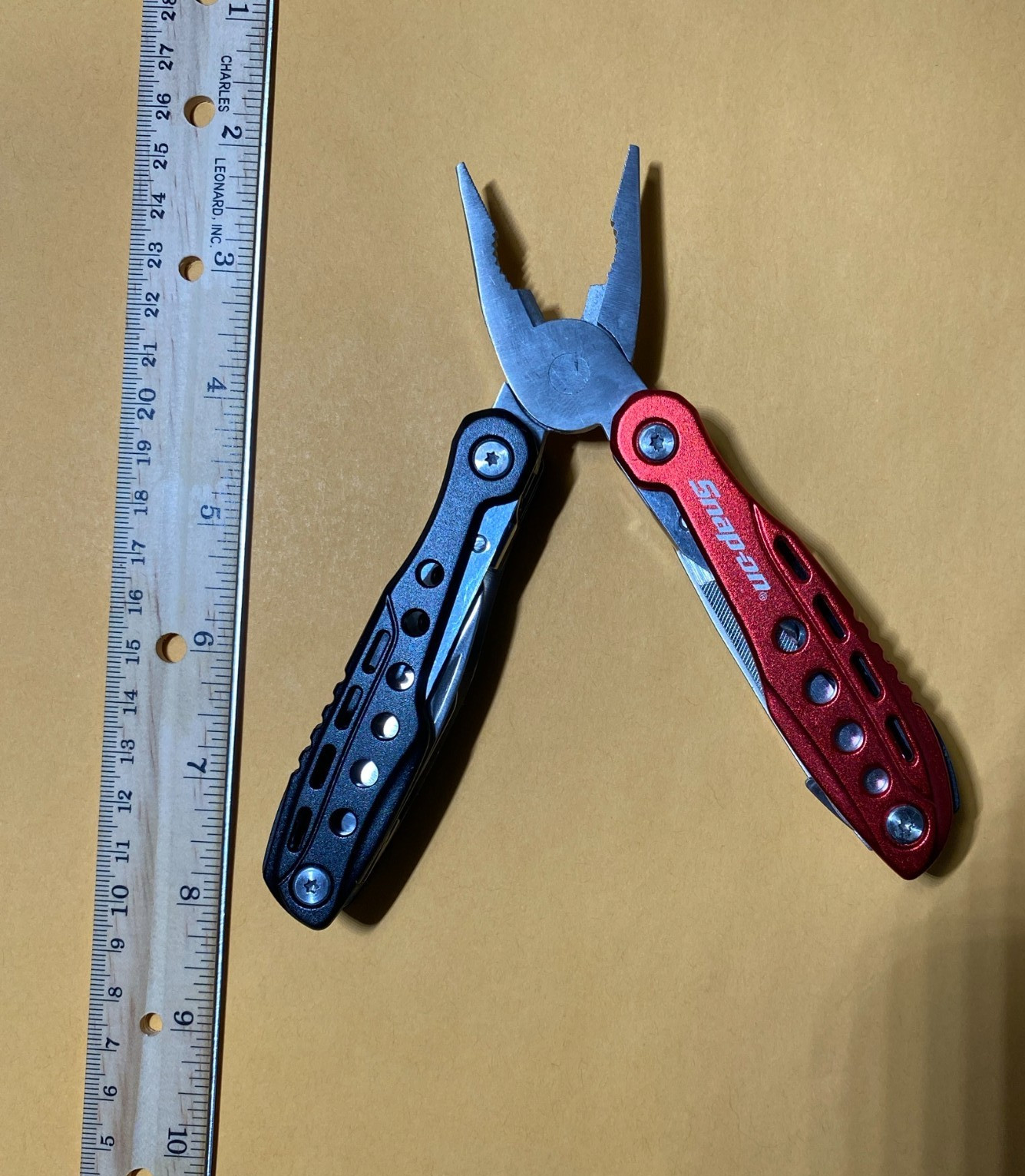 SNAP-ON TOOLS TOOL Multitool MULTI FUCTION KNIFE w/ PLIERS