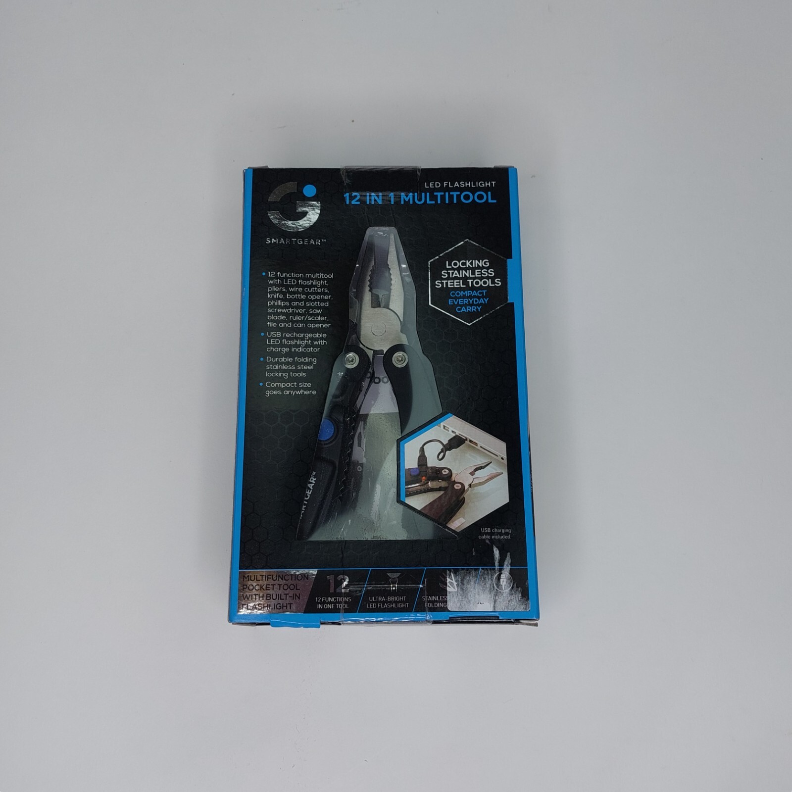 Smartgear Flashlight Multitool 12-in-1 led rechargeable flashlight New in Box