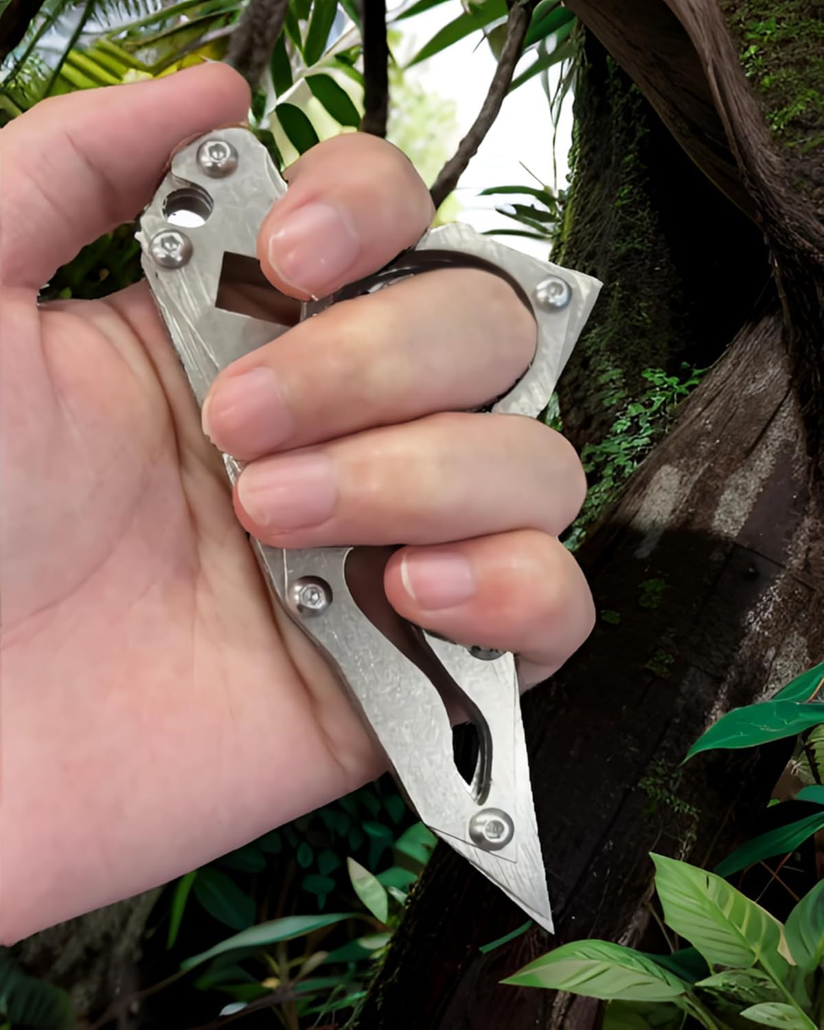 Outdoor Hunting Tactical Knife EDC Tool for Home Use, Outdoor Camping, Fishing P