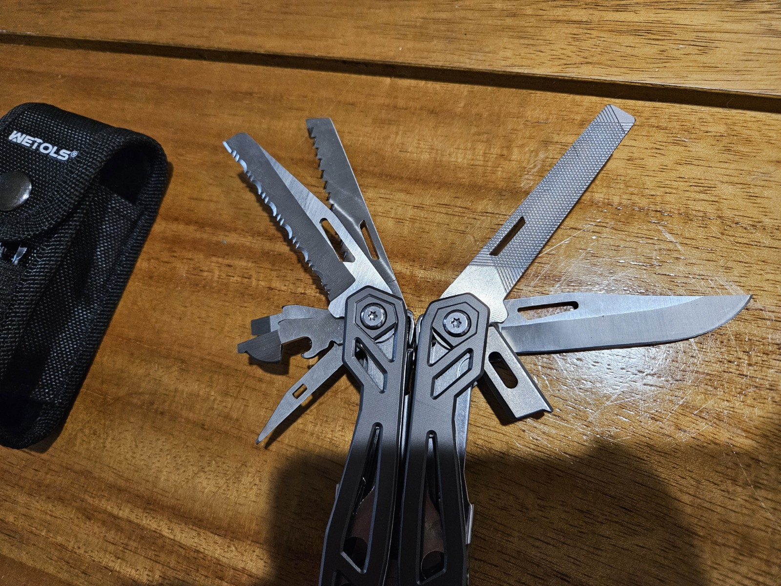 Wetols Multifunctional Pliers Multi Tool 21-in-1 WE-182 With Case