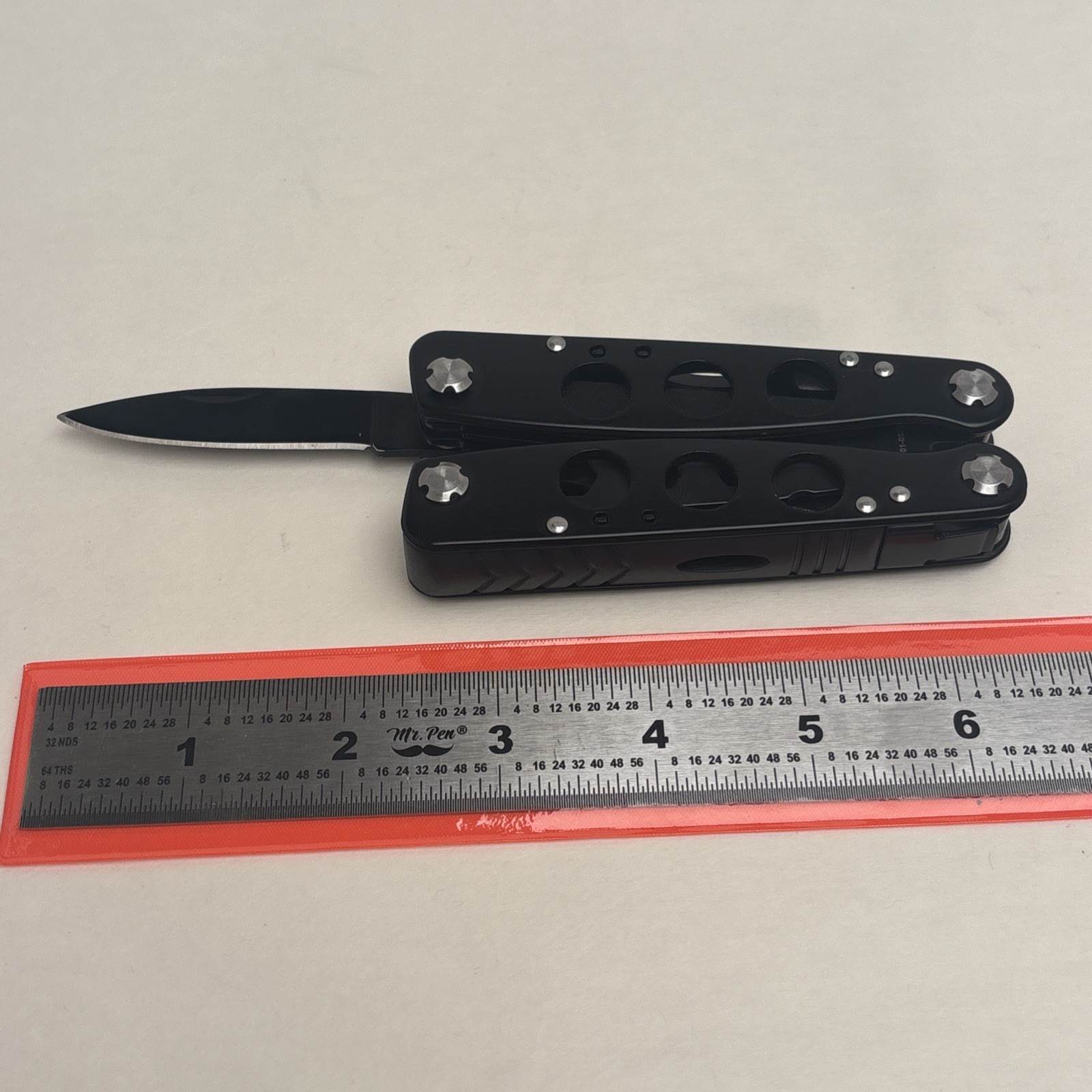 Smith & Wesson 15 Function Multi-Tool W/ Spring Loaded Pliers Camp Hunt Fish