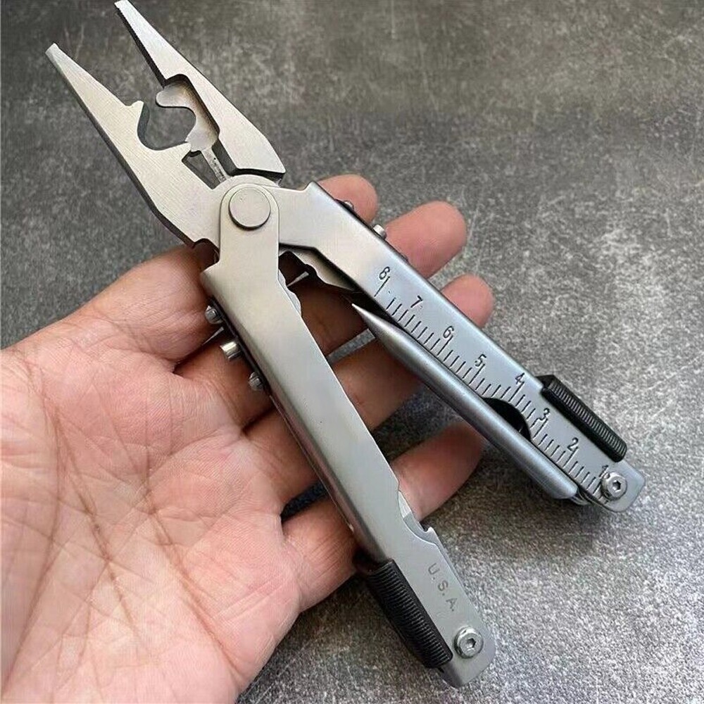 US NEW 13 In1 Outdoor MULTI PLIER 600 DET STAINLESS MULTI FUNCTION TOOL Gifts