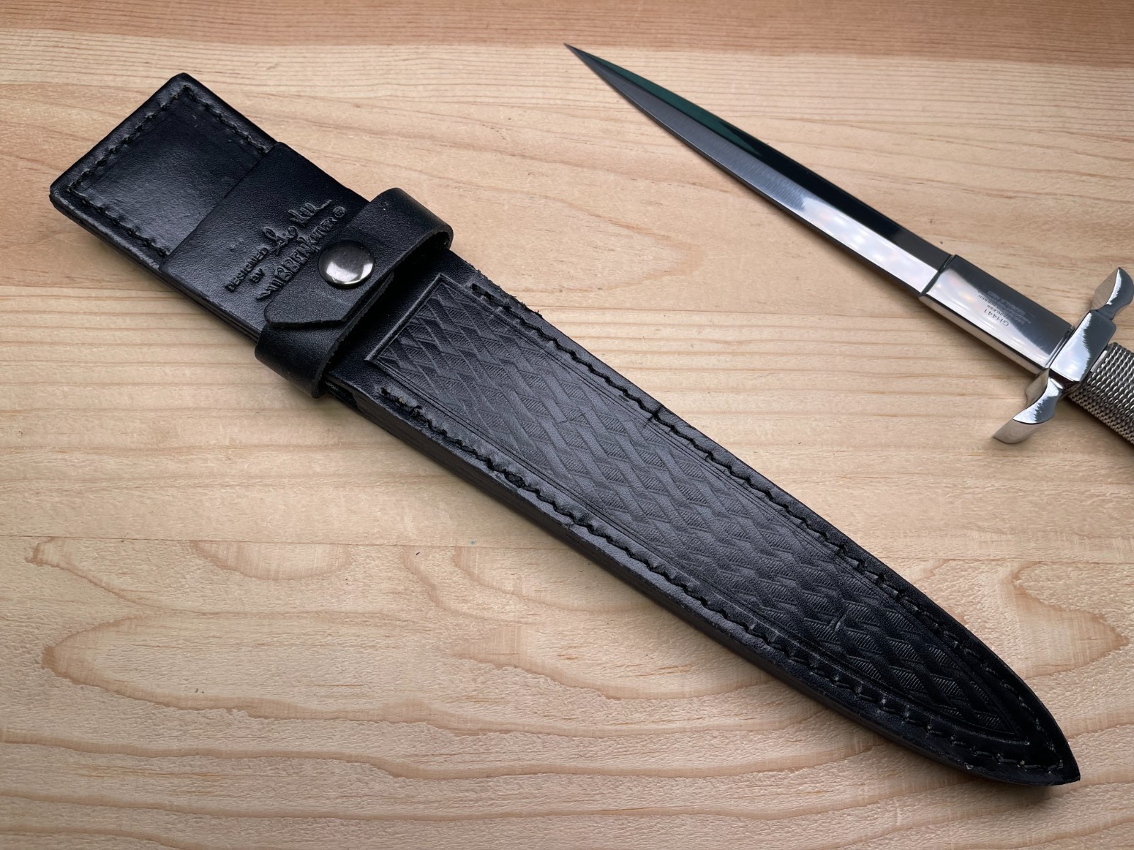 GIL HIBBEN Silver Shadow Dagger Knife With Leather Sheath – Double-Edged Blade