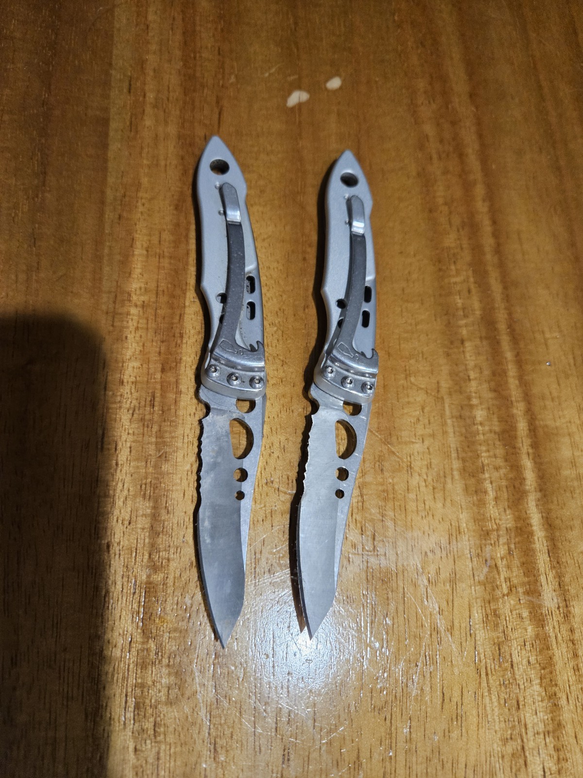 Lot Of 2 Leatherman Skeletool Kbx