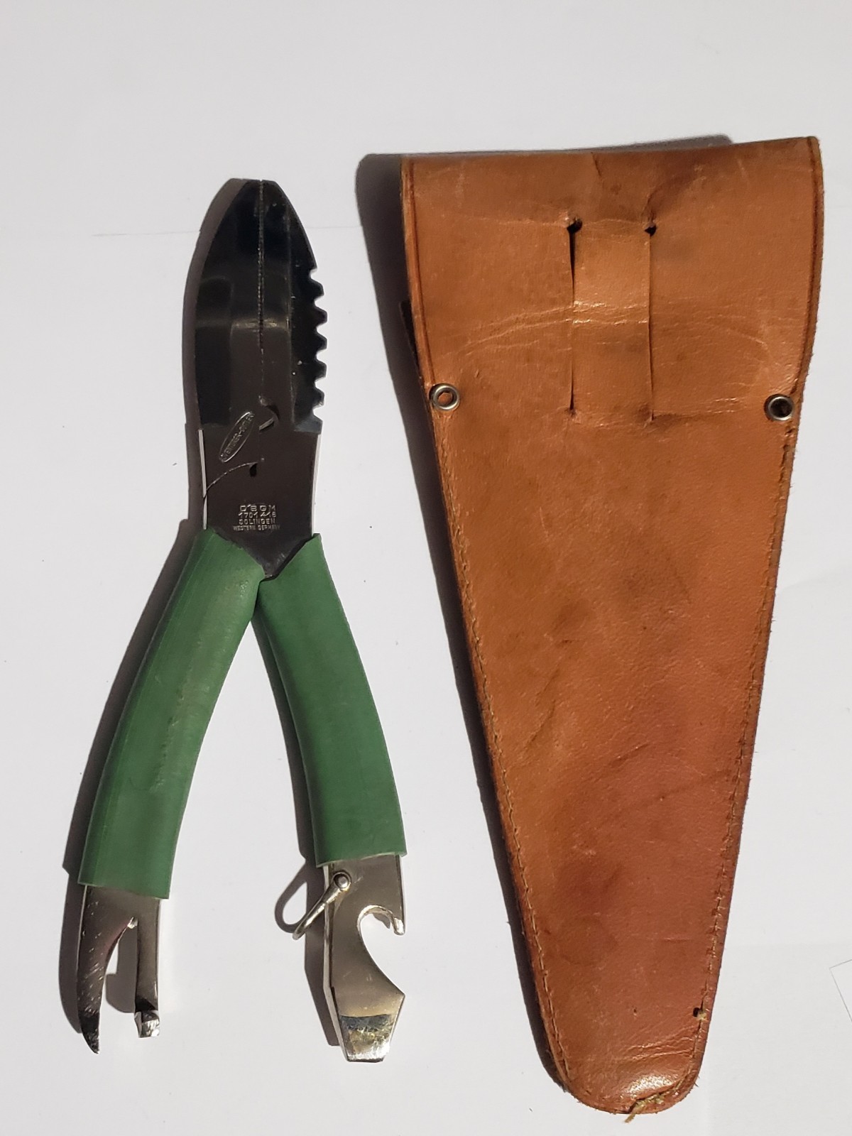 Multi tool Solingen Western Germany with sheath DGBM. Fishing Hiking