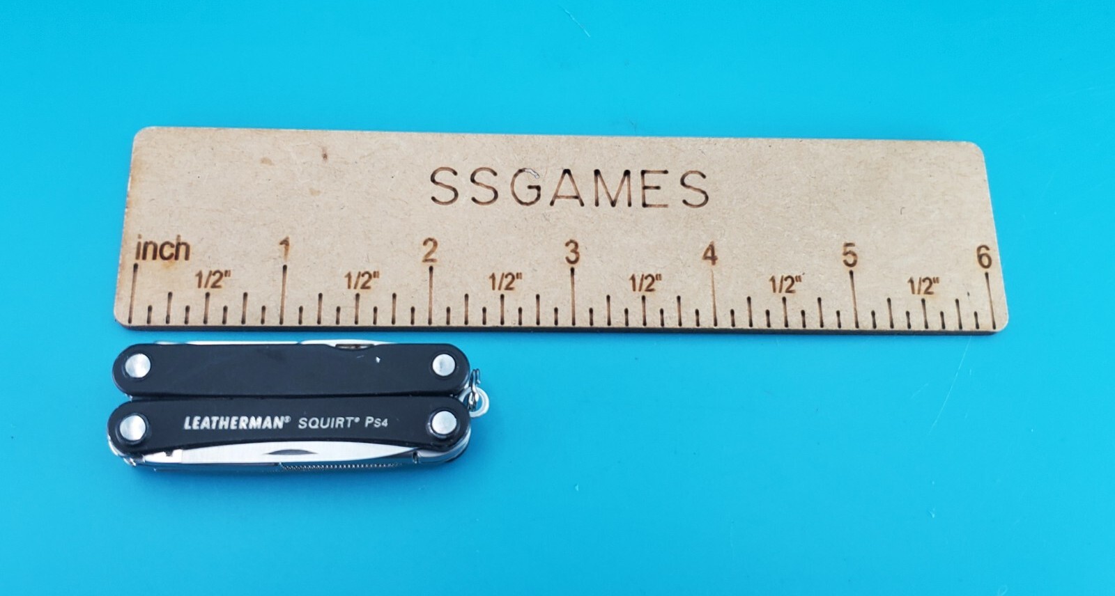 Leatherman SQUIRT PS4 Multi-Tool! BLACK! *broken scissors spring*