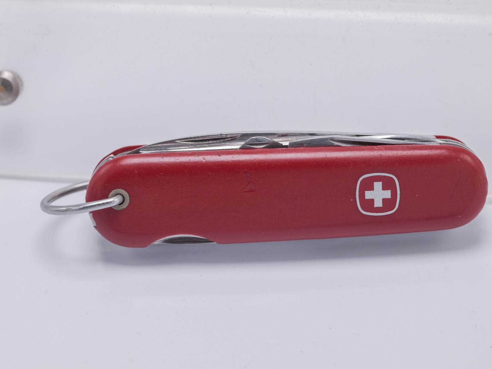 1970s – Wenger Swiss Army Classic 16 85mm Swiss Army Knife w/ Bail – *Read*