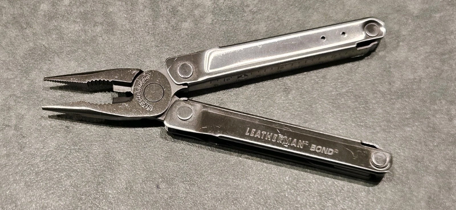 Mint Condition Leatherman Bond Multi-tool Only – No Pouch