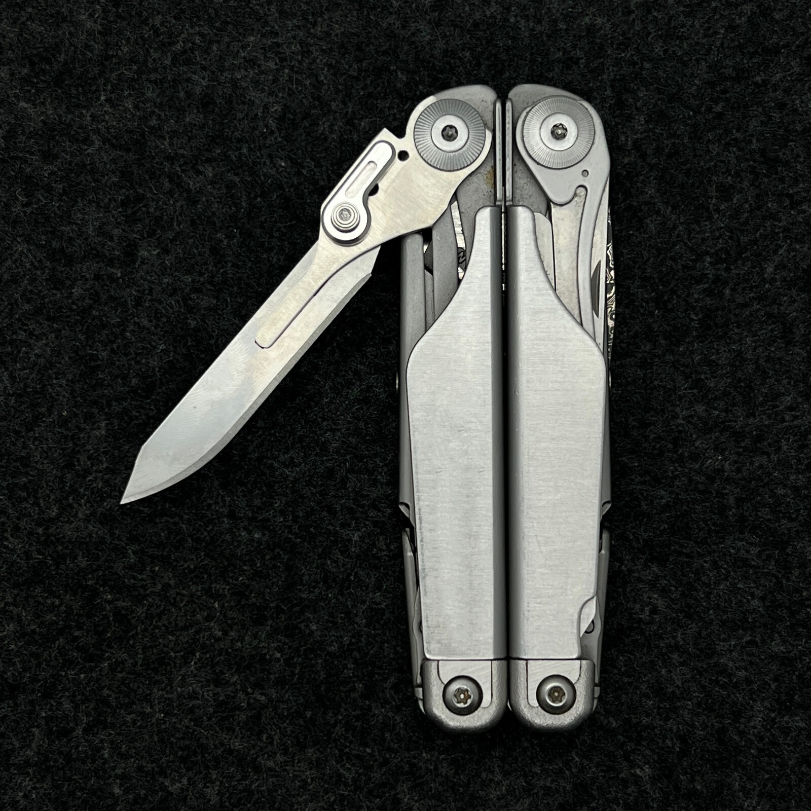 Scalpel Handle with Thumb Grip Fits Surgical Blades No60 for Leatherman Surge