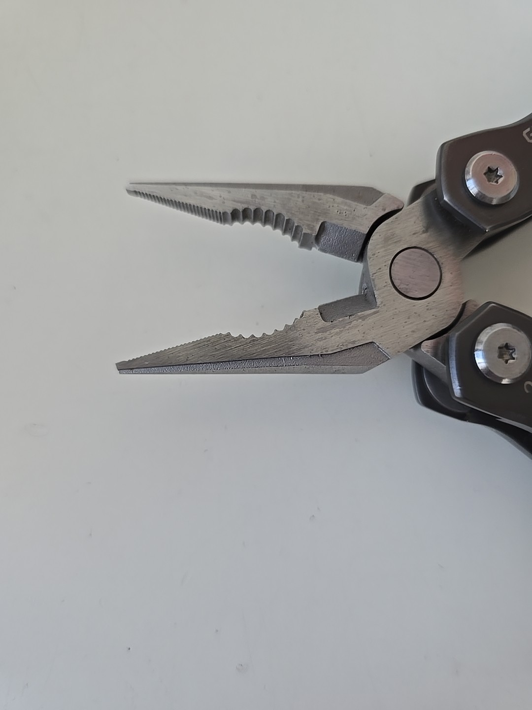 Gerber Bear Grylls Edition Suspension Gray Multi-Tool Plier w/Sheath