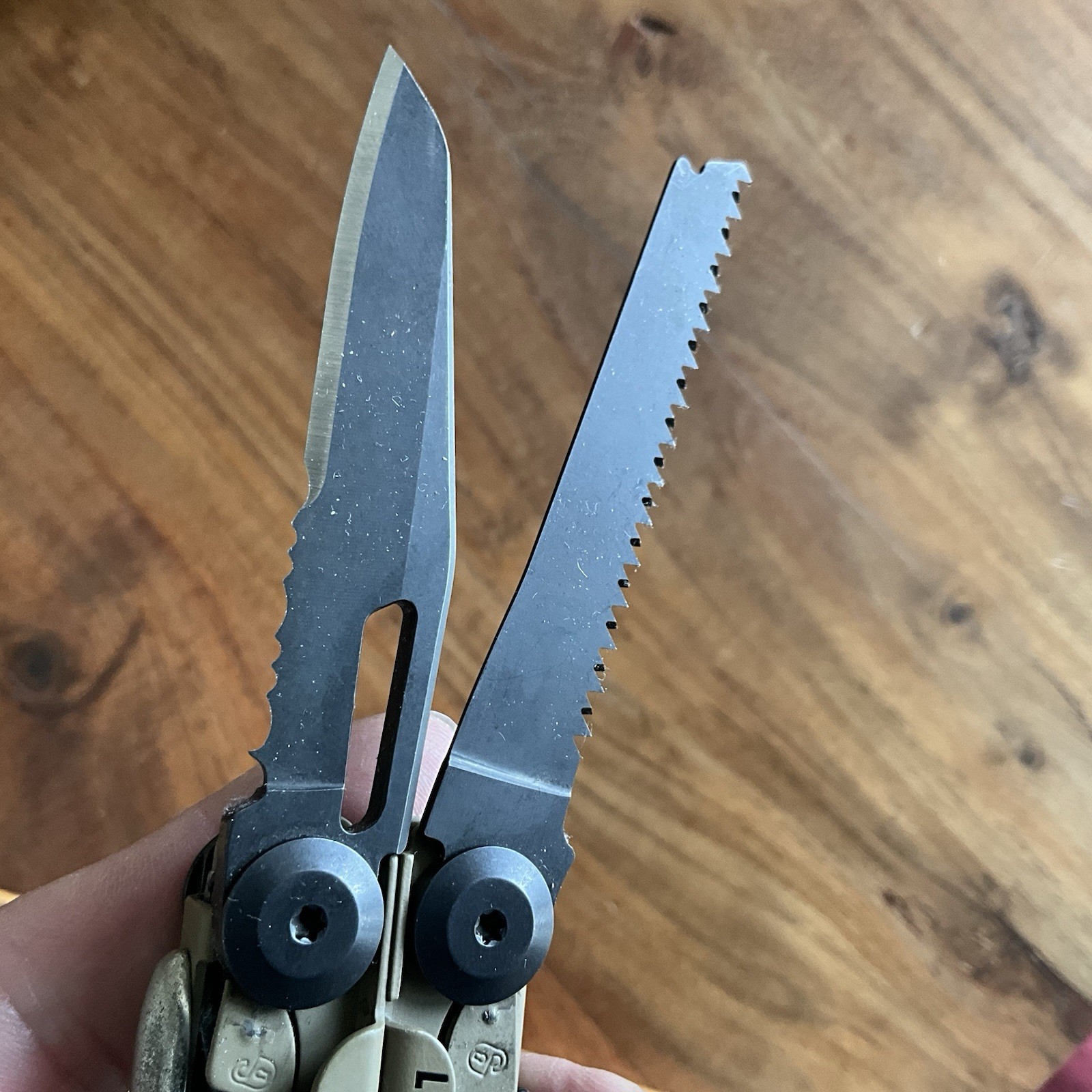 Leatherman Signal Multi-Tool Coyote Tan With Sheath Jan 2025 Date Code (0125)