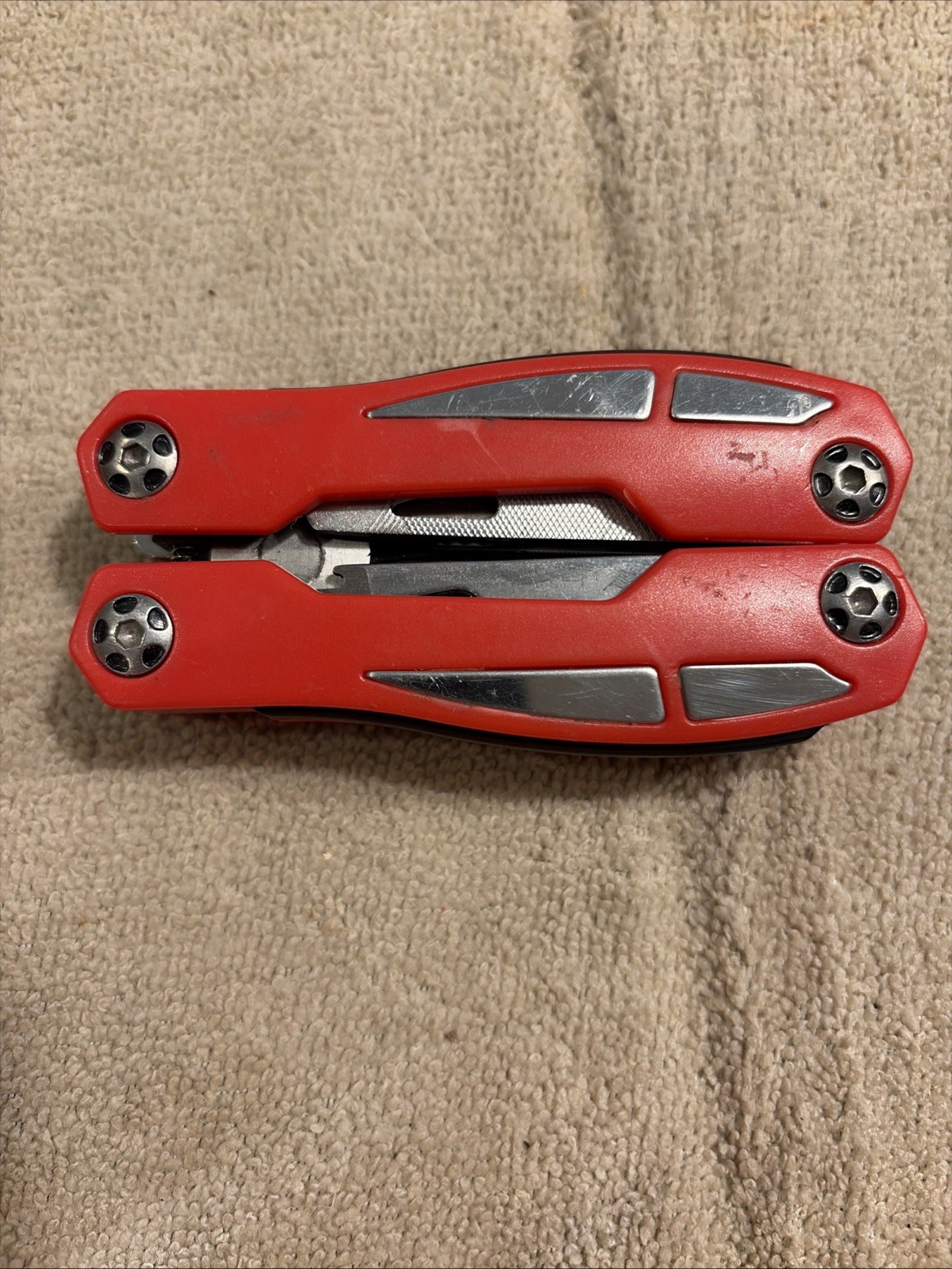 MA-LINE Multi Tool Pliers Pocket Knife 10-in-1 Folding Survival EDC Red