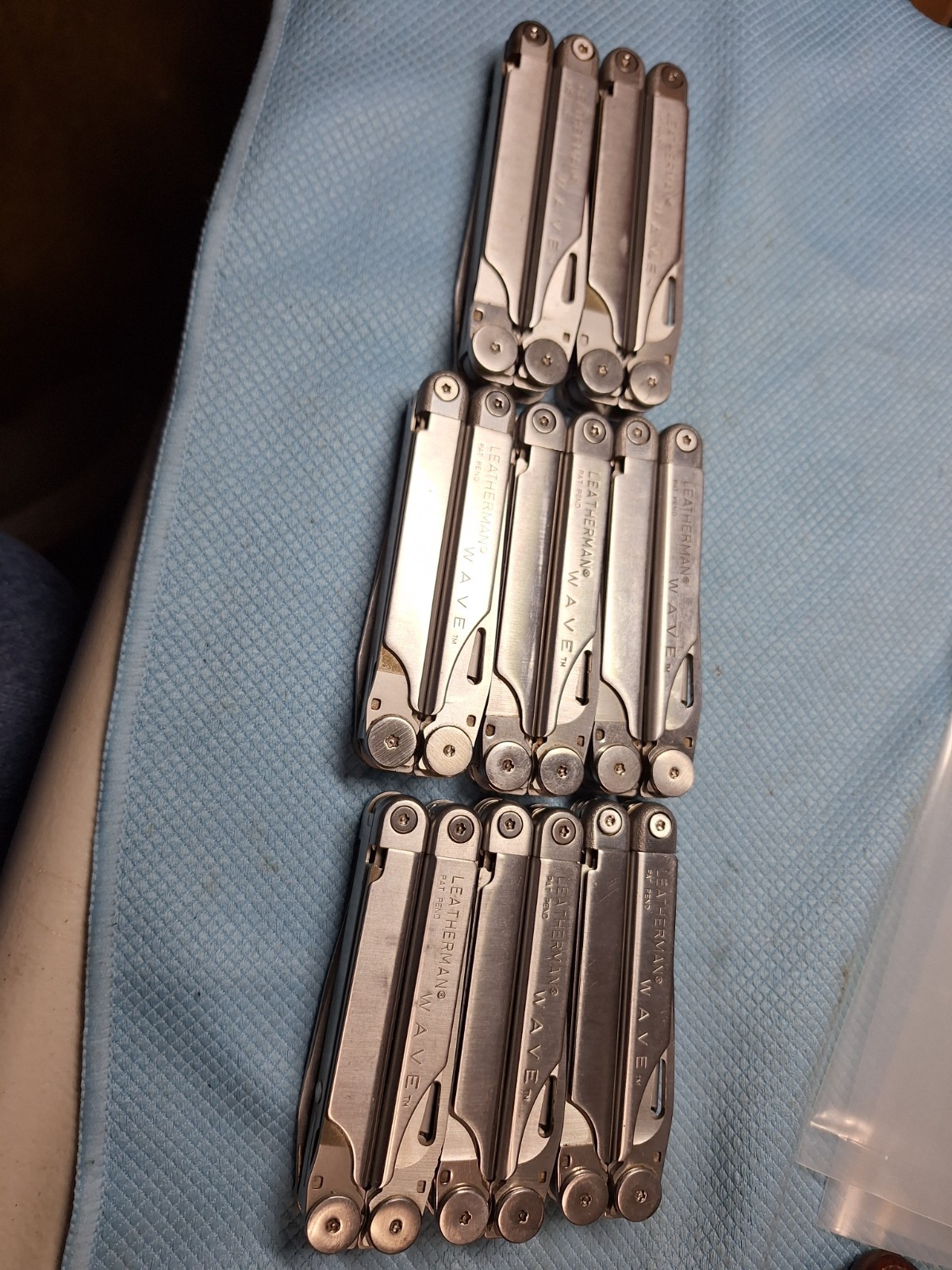 8 older Leatherman Wave Multi Tools FISHING Excellent LOT 107