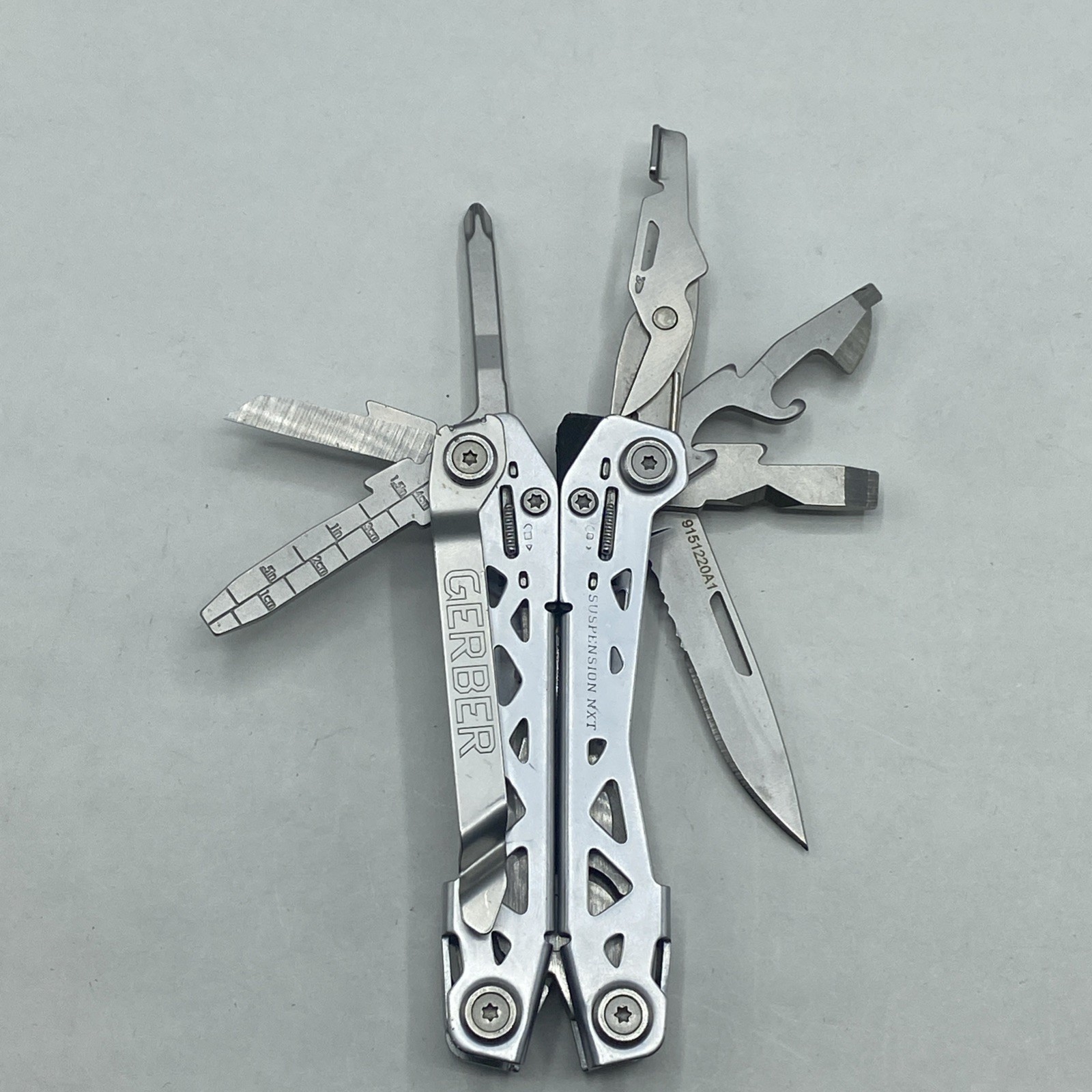 Gerber Suspension NXT & Paraframe I Knife Logo Combo – Silver