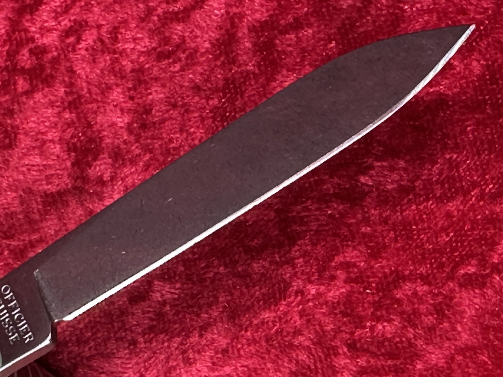 Victorinox SwissChamp Custom Glow In The Dark Scales Swiss Army Knife 91mm (691)