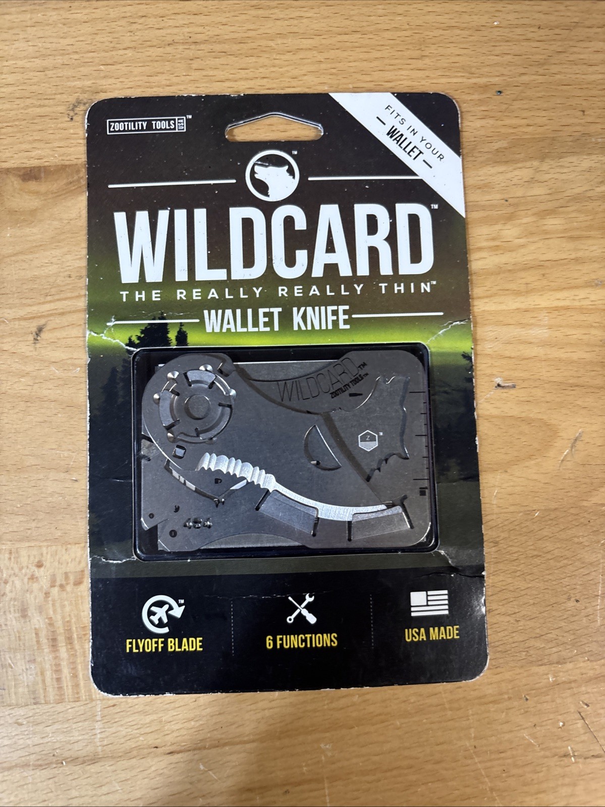 NEW! Zootility WILDCARD WALLET KNIFE 8-in-1 Multi-Tool, Stainless Steel, 2×3”