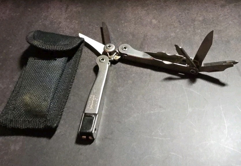 Schrade Tough Chip Multi-Tool with Nylon Sheath