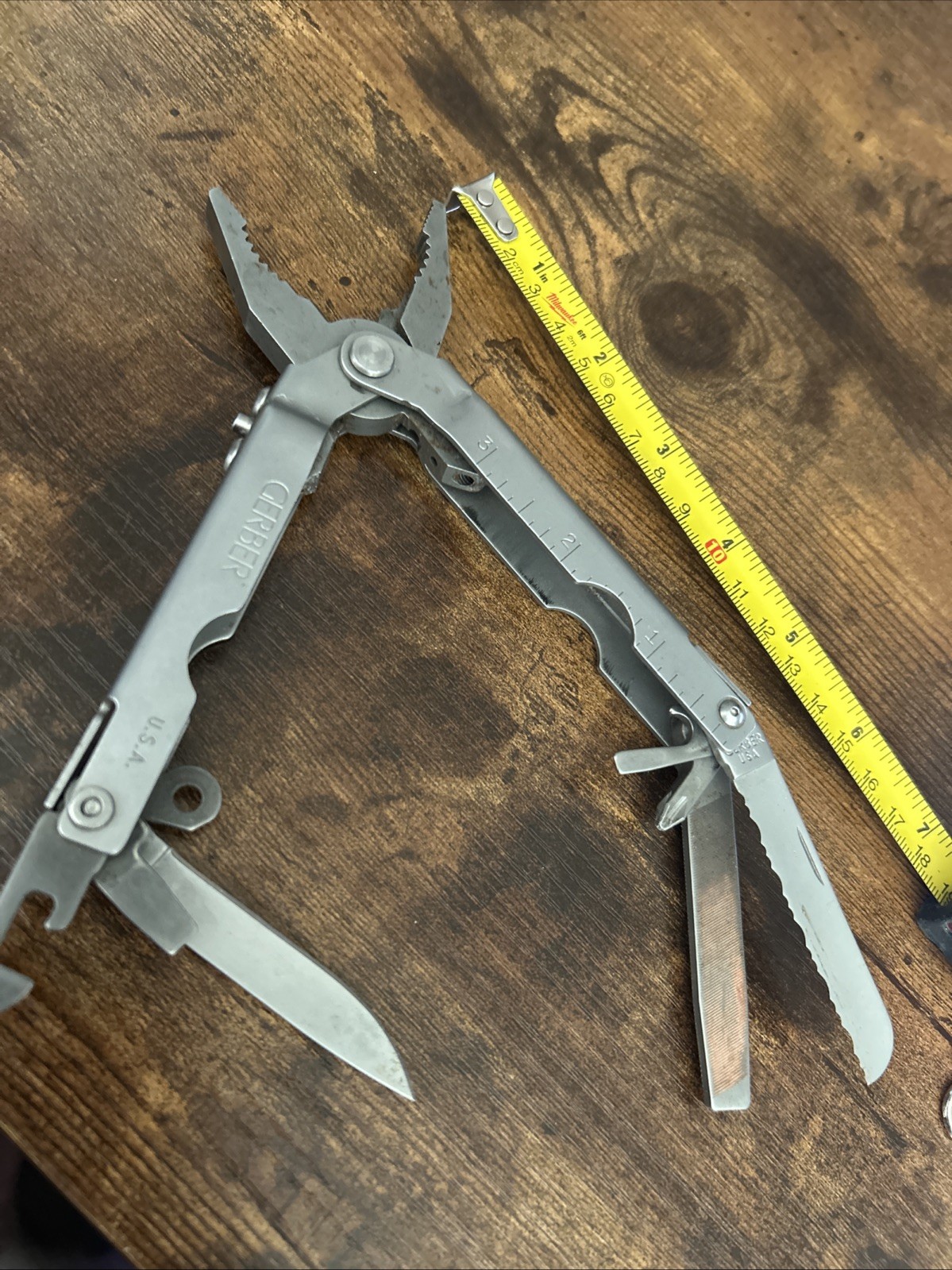 Gerber Stainless Steel Multi-Tool 7-in-1 Pliers Knife File Can Opener Ruler