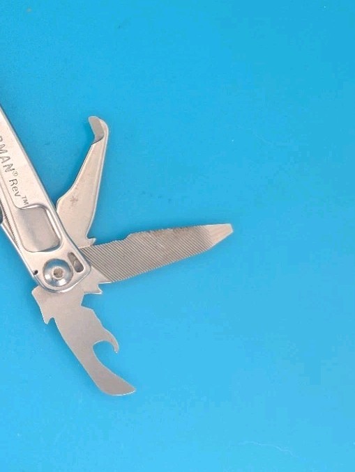 Leatherman Rev 3.8″ Multi-Tool, Stainless! USED