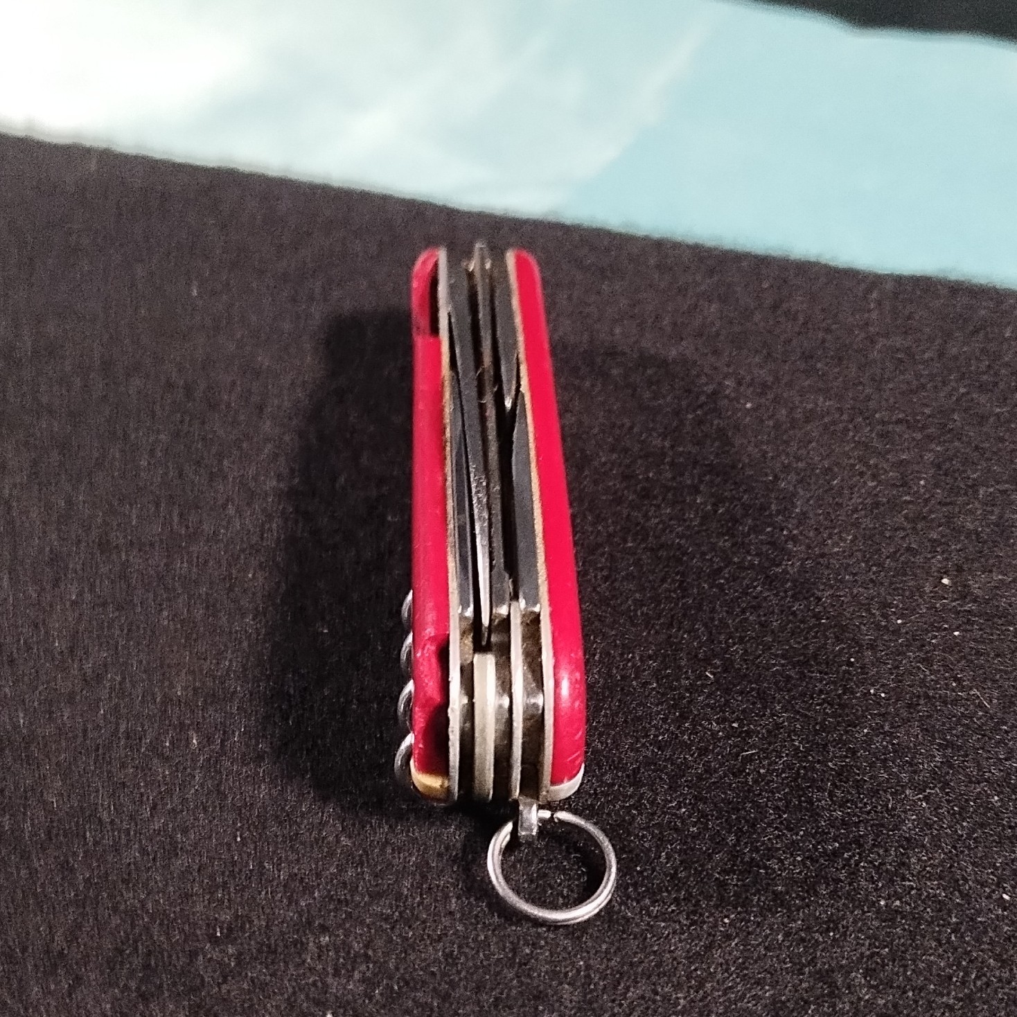Victorinox Swiss Army Multi-Tool Knife Red Stainless Steel Straight Edge 4 Tools