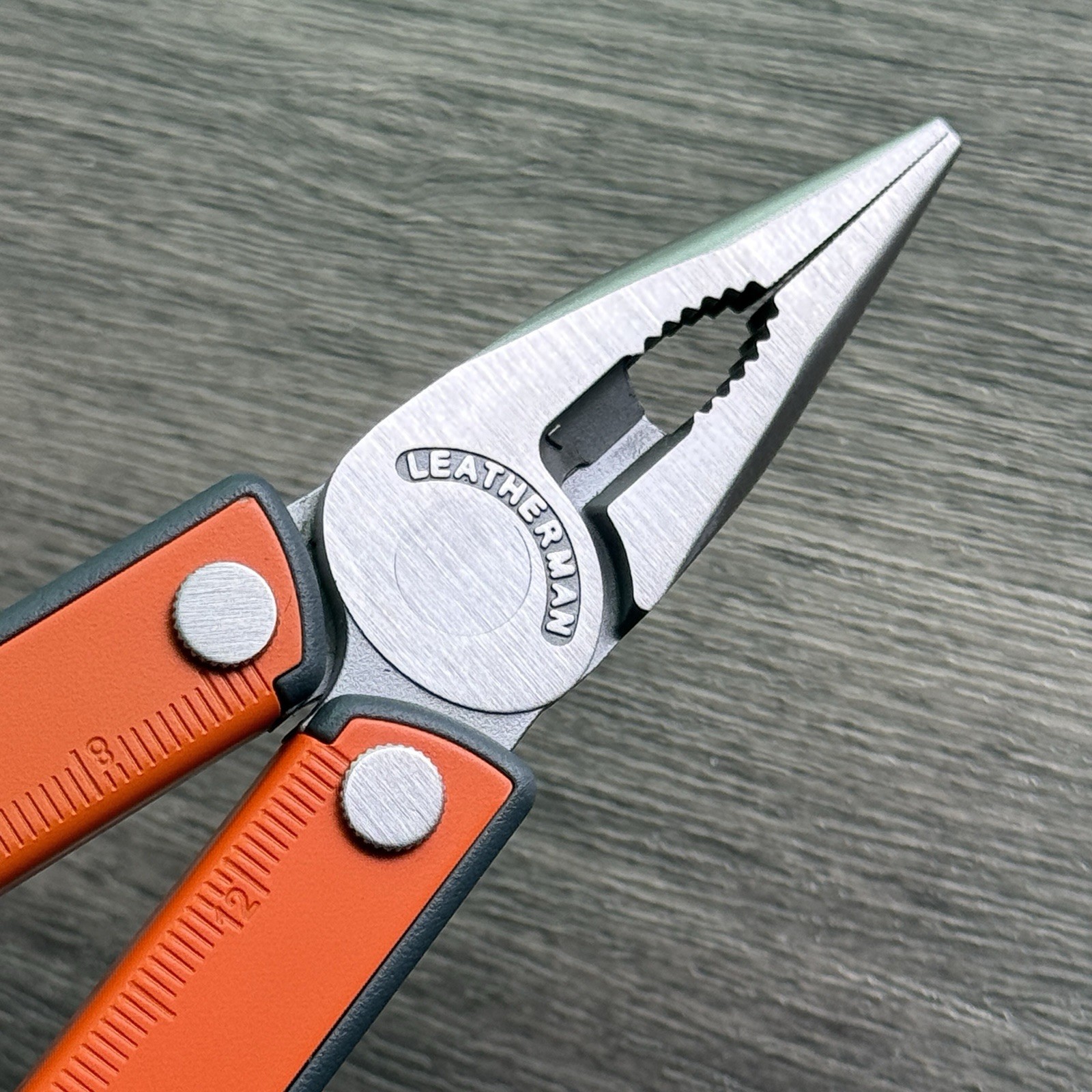 Leatherman Fuse Orange multi tool & Led Lenser H6 Headlight