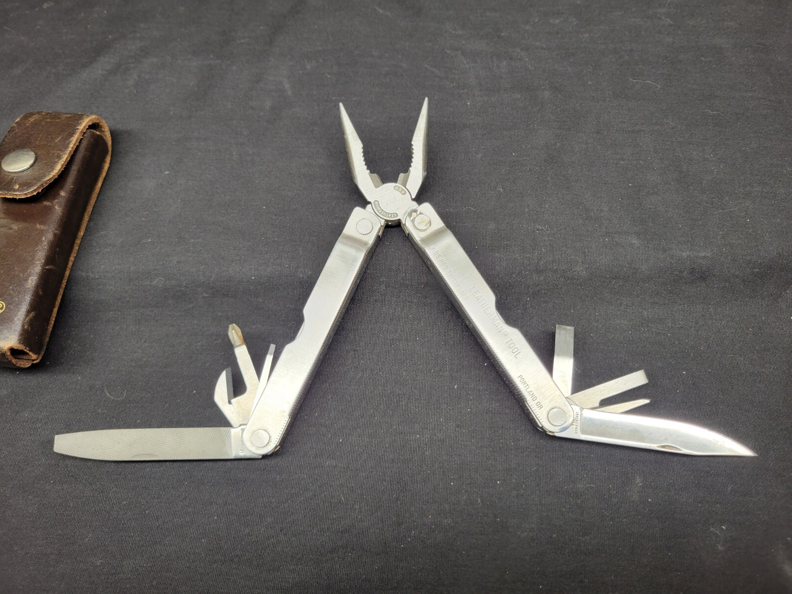 Vintage Original Leatherman knife Multi Tool Portland OR Original Case USA