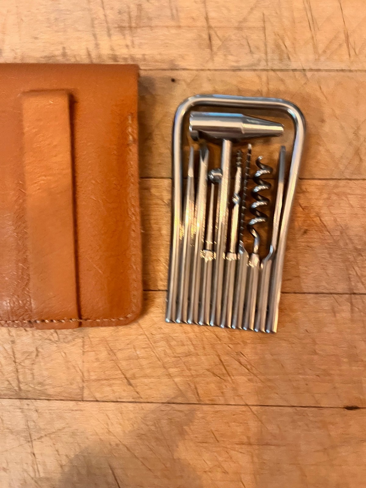 Discontinued Byrd Knife BY13 8-Tool Harp Multitool By Spyderco with Leather Case