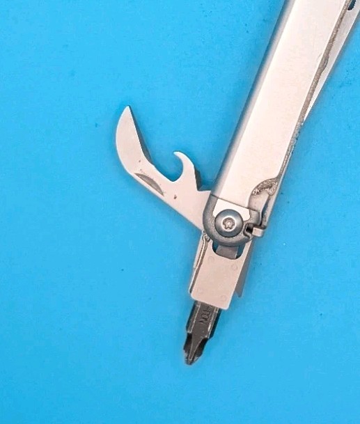 Leatherman Wave Plus + Multi-Tool! FAST SHIPPING! EXCELLENT