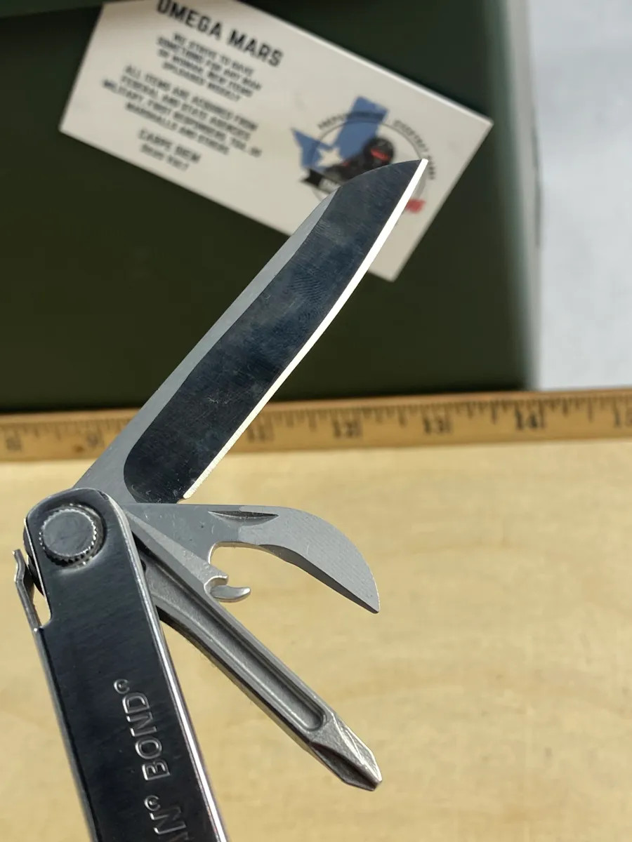 Leatherman Bond #BN2. Looks/feel brand new. (MSRP $59.95 NEW)