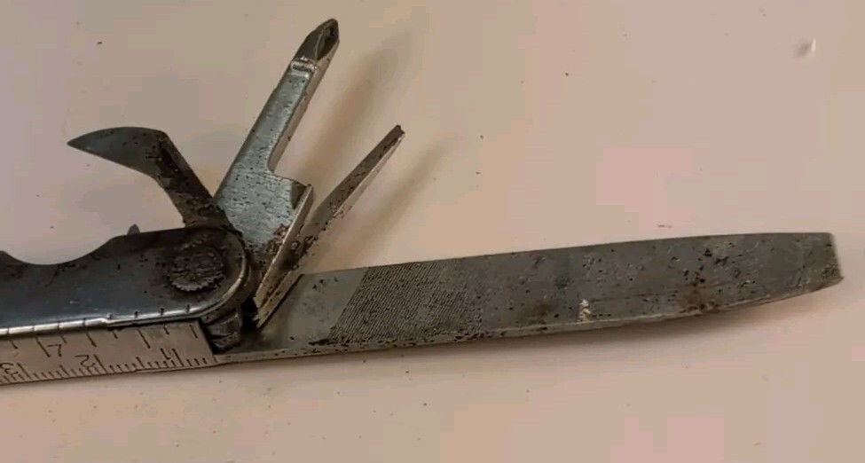 NICE Original Leatherman Tool US REG TM 1325473 Multi-Tools Portland OR Vintage