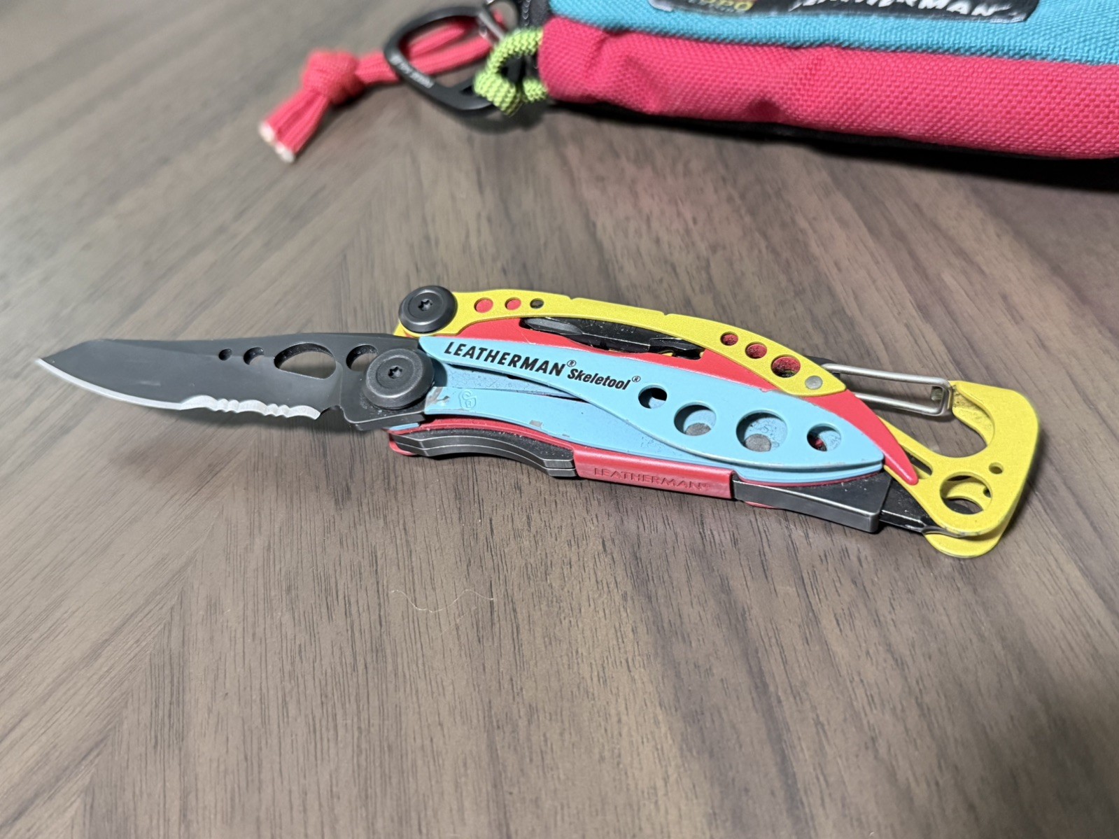 Limited Edition Leatherman Skeletool x Topo Designs Collab – Tool + Pouch – Used