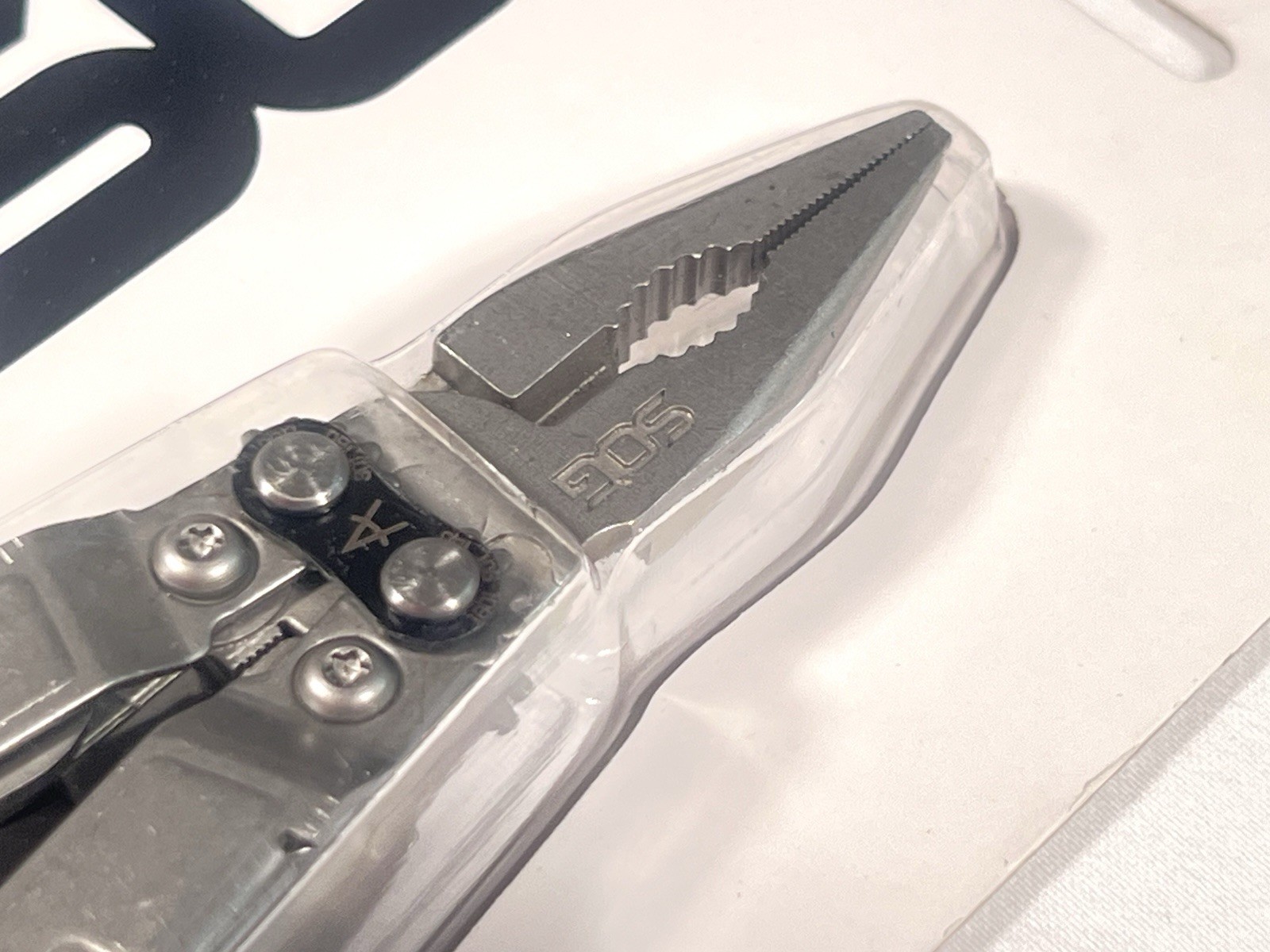 SOG Powerpint Silver Needlenose Pliers Scissors Knife MultiTool PP1001-WMT
