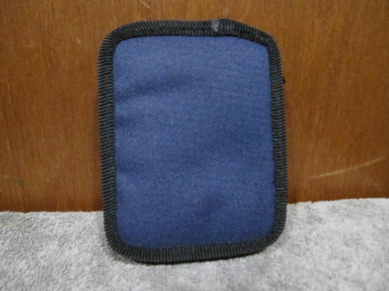 NEW=TRAIL WORTHY==OUTDOOR SURVIVAL KIT==NYLON CASE==BELT LOOP==STAINLESS STEEL