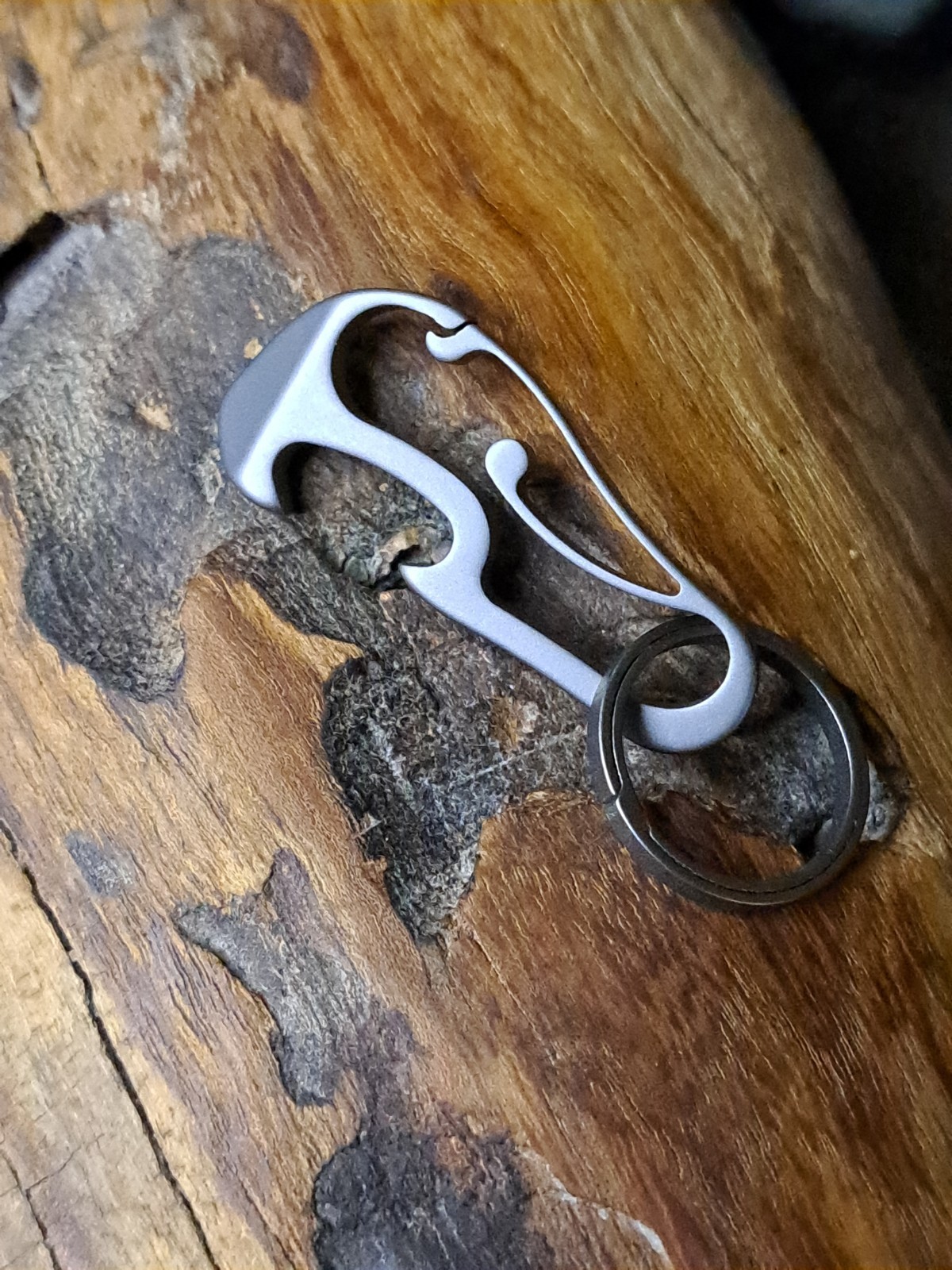 Pro Mini Minimalist Titanium Carabiner Keychain With 20mm Titanium Keyring