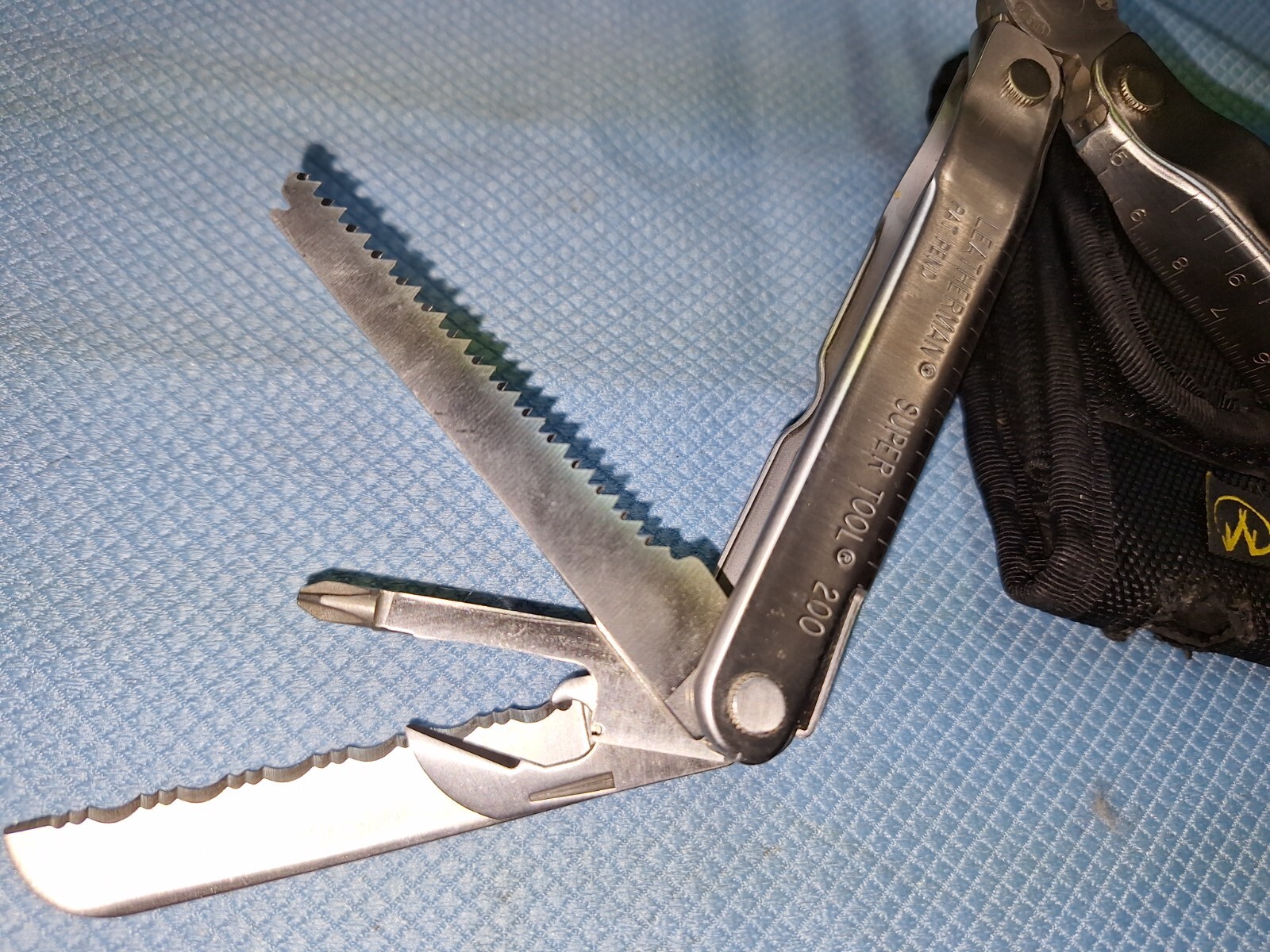 1 LEATHERMAN 200 U.S.A. Multi Tool EXCELLENT lot F03