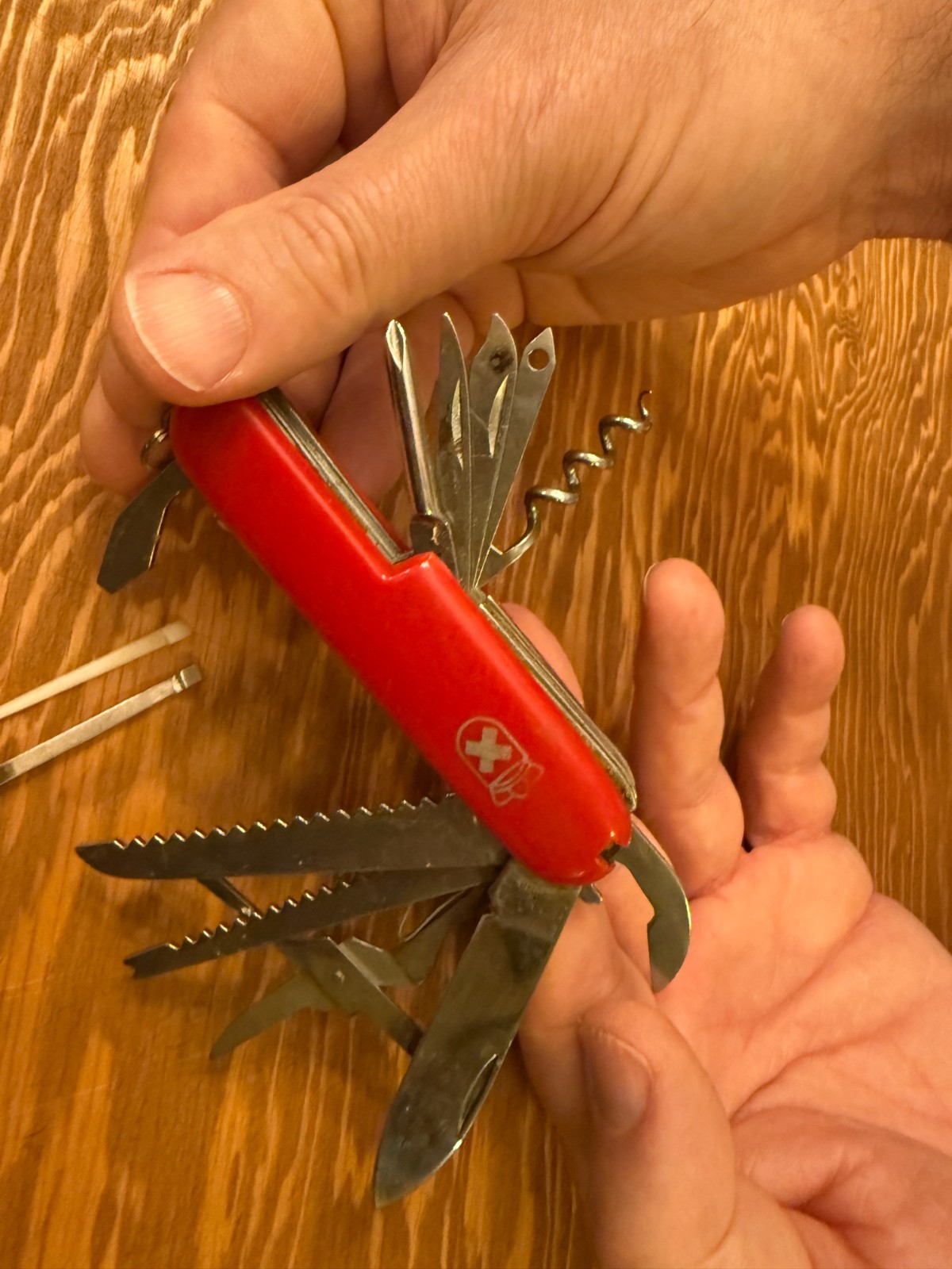 Royal Crest 16 Function Pocket Knife Multi Tool Red